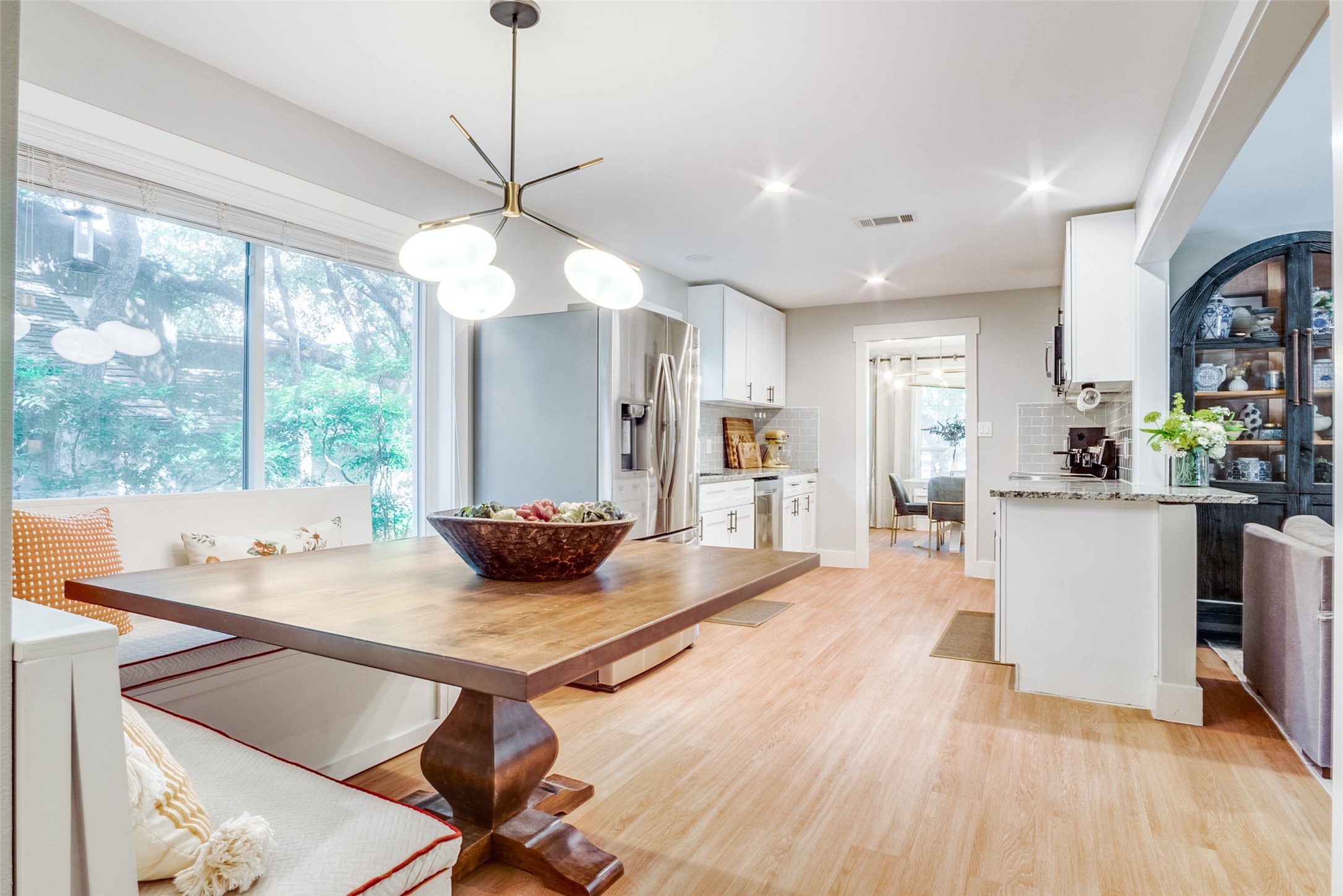 4419 Woodridge Drive