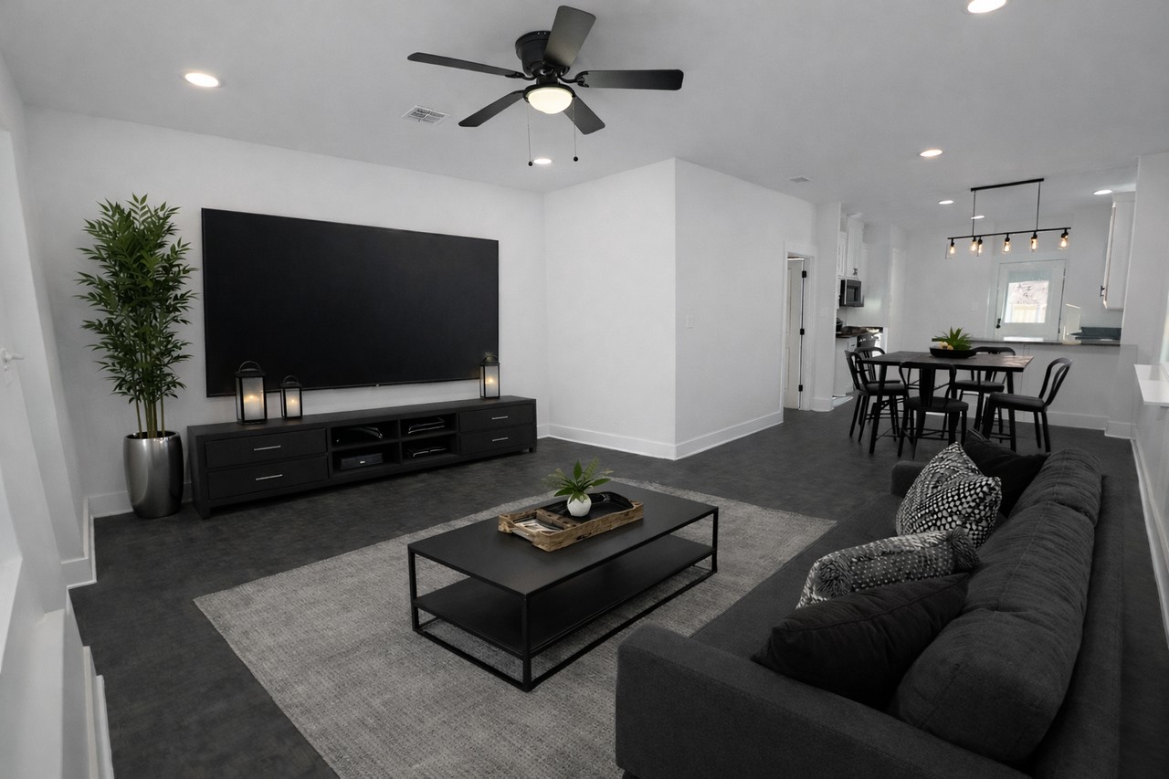 410 N Houston Avenue