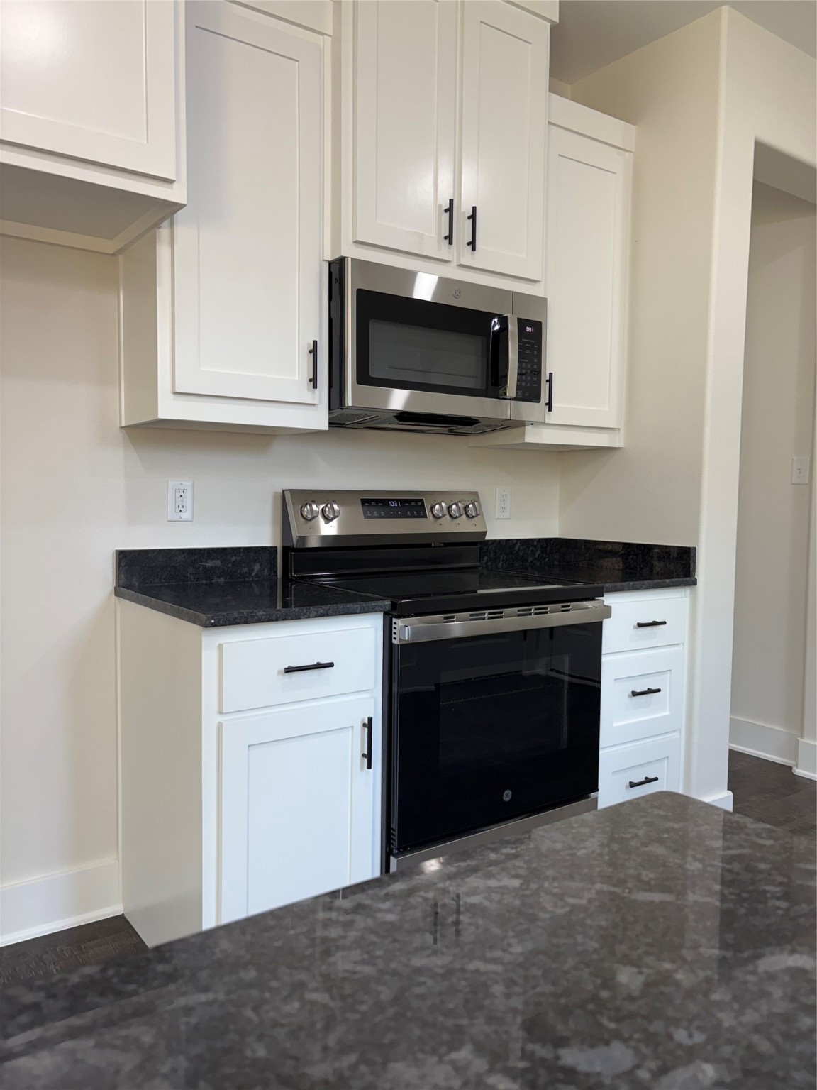 410 N Houston Avenue