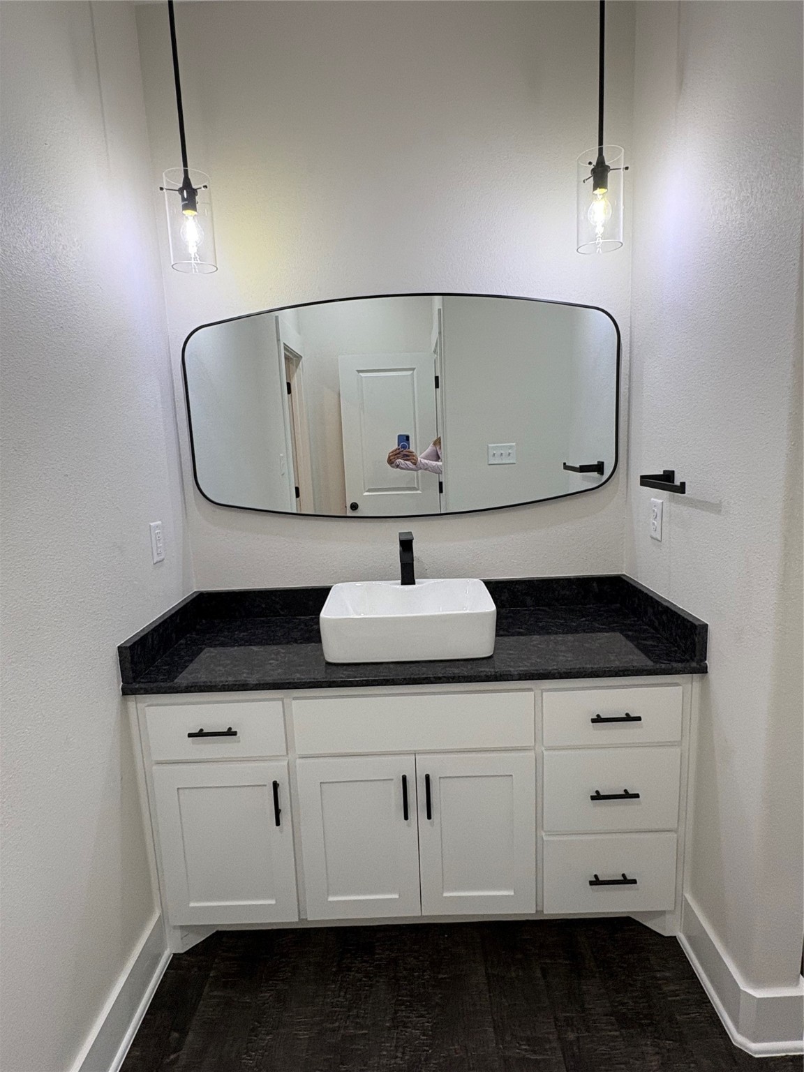 410 N Houston Avenue