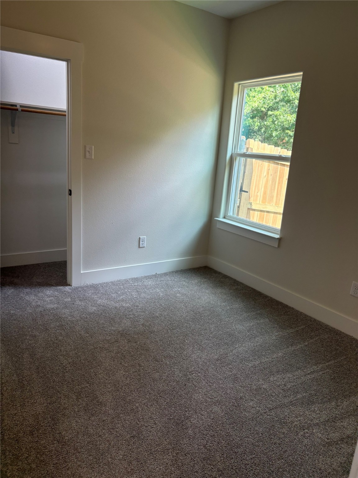 410 N Houston Avenue