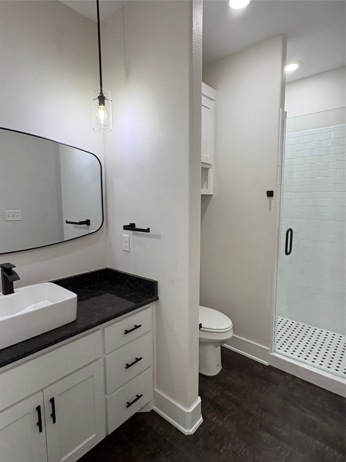 410 N Houston Avenue