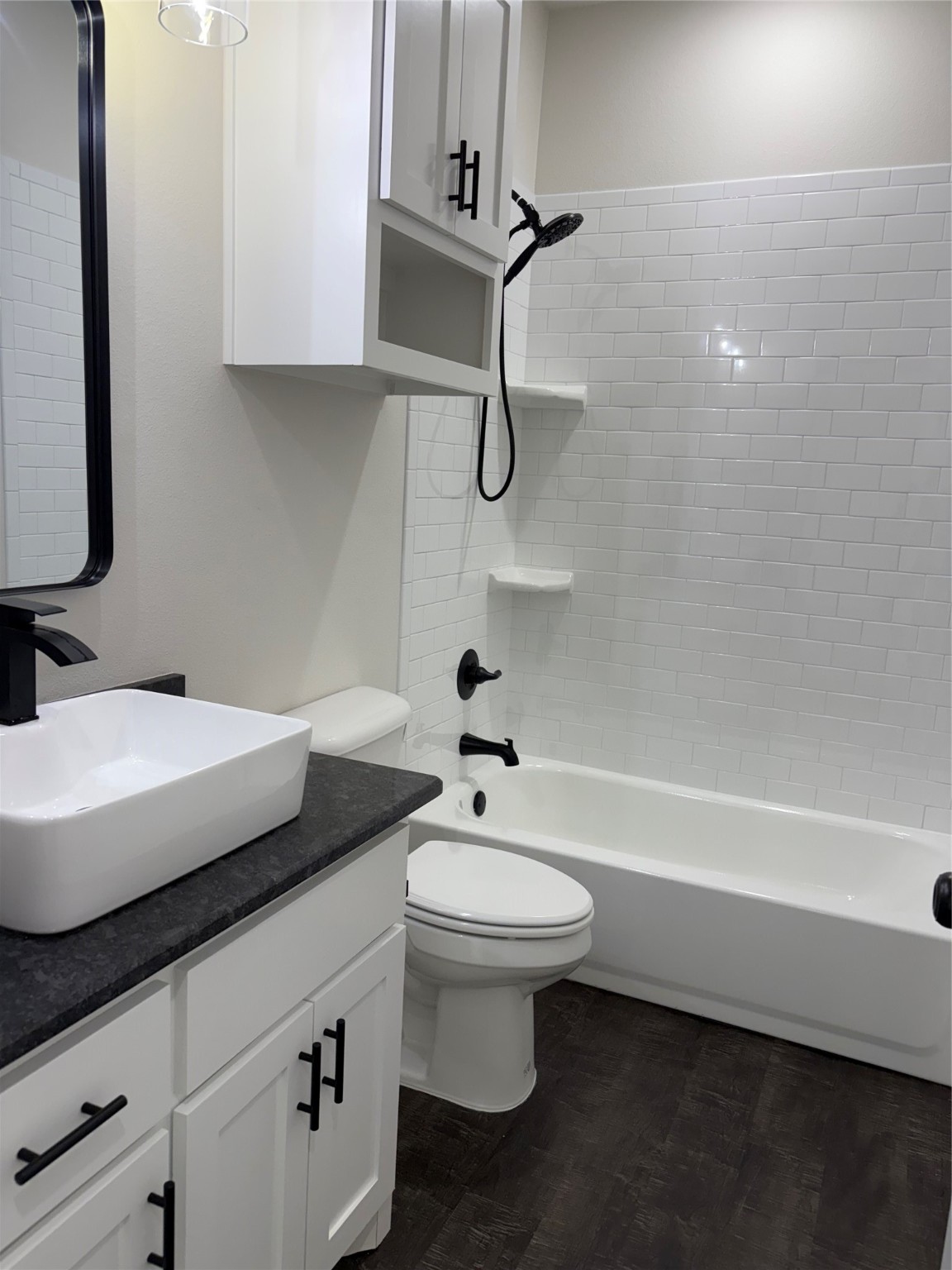 410 N Houston Avenue