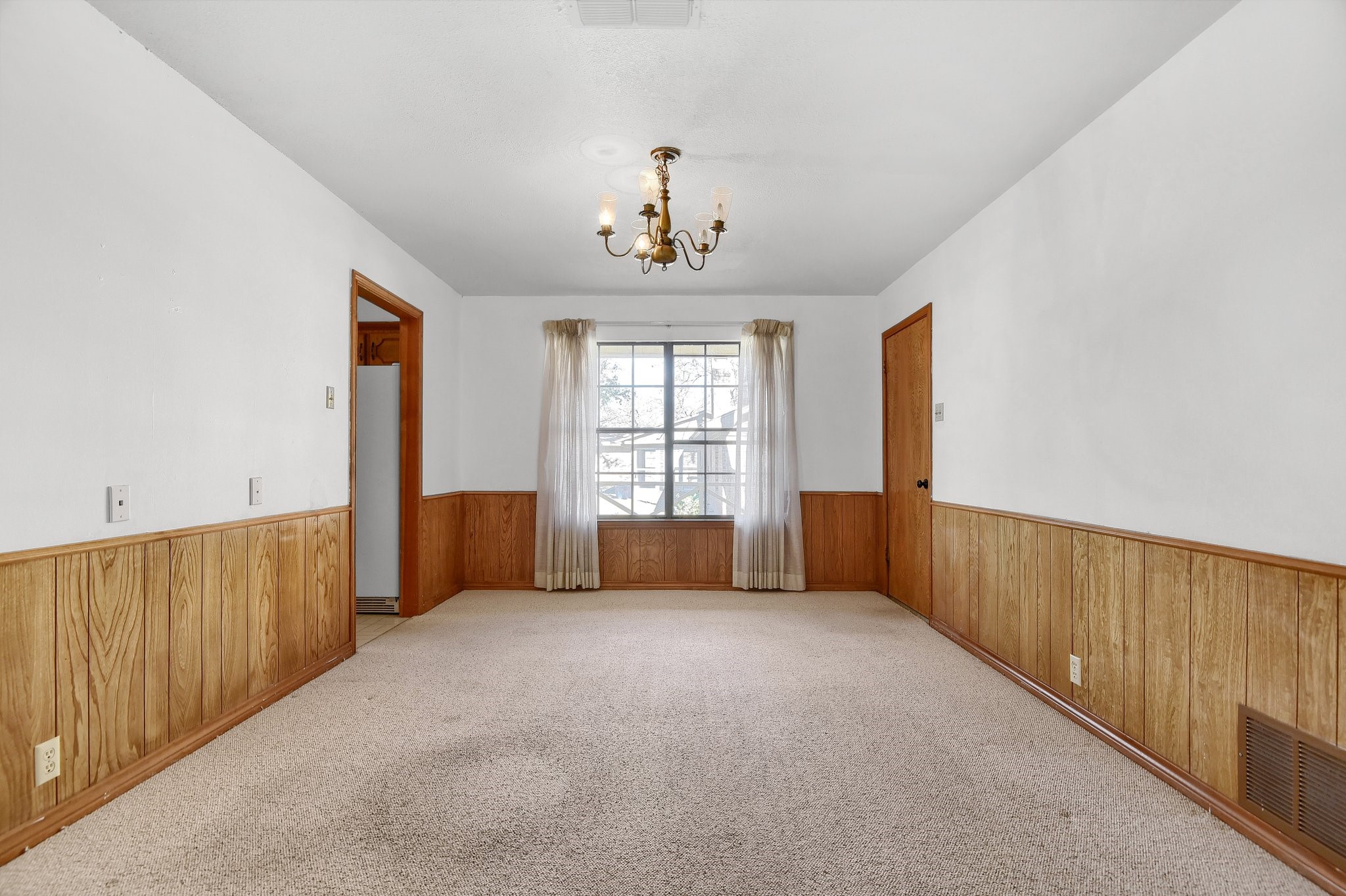 924 Kiowa Drive W