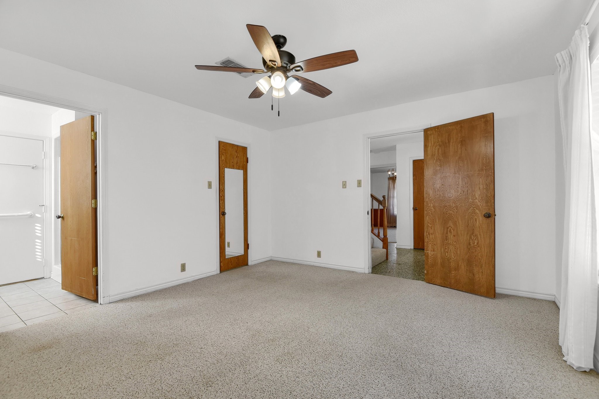 924 Kiowa Drive W