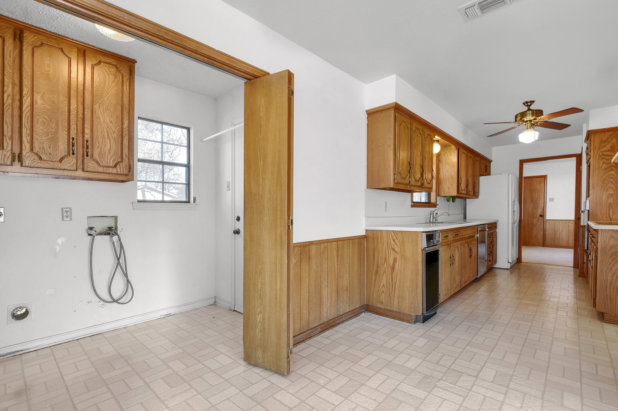 924 Kiowa Drive W