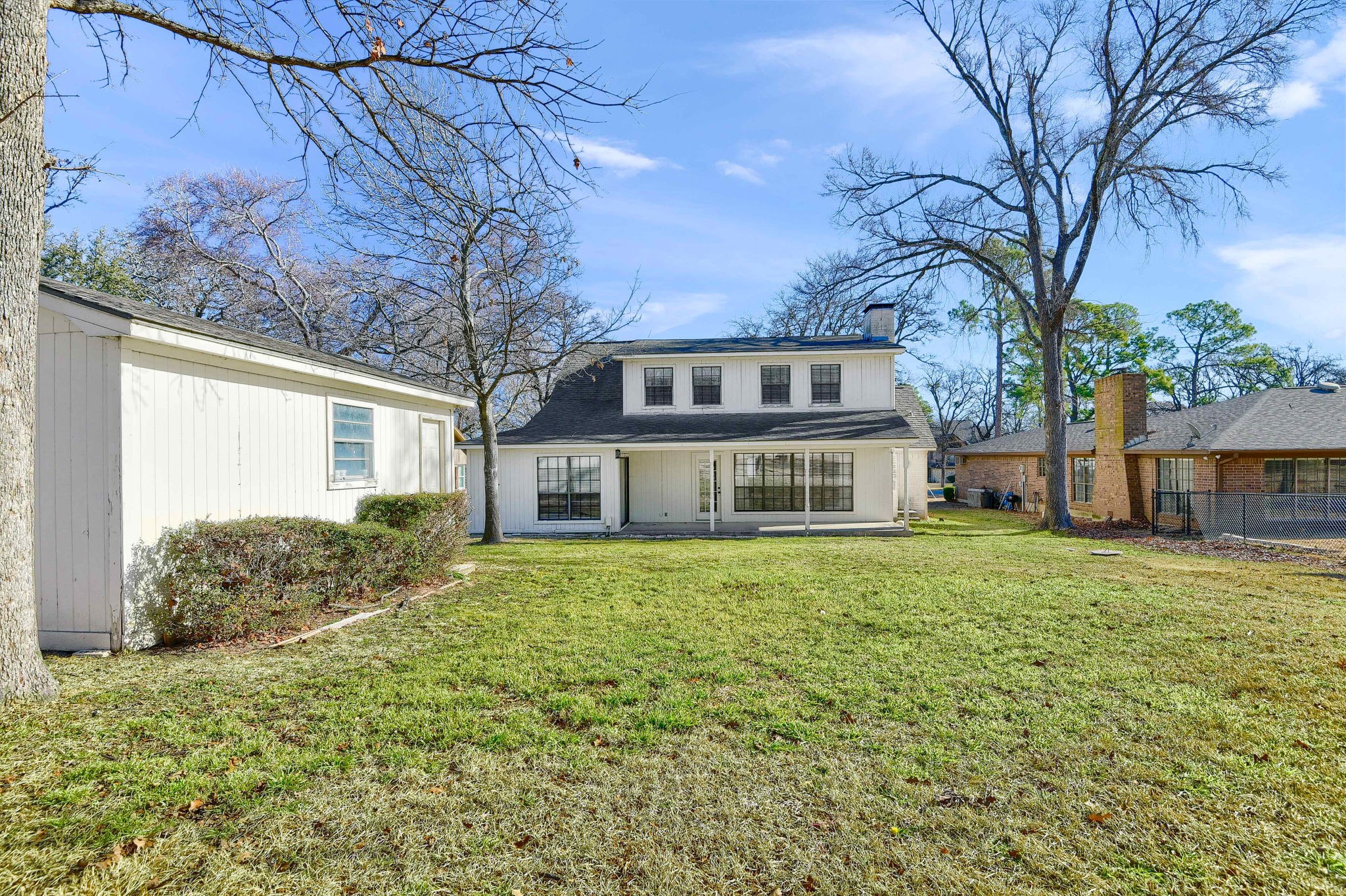 924 Kiowa Drive W