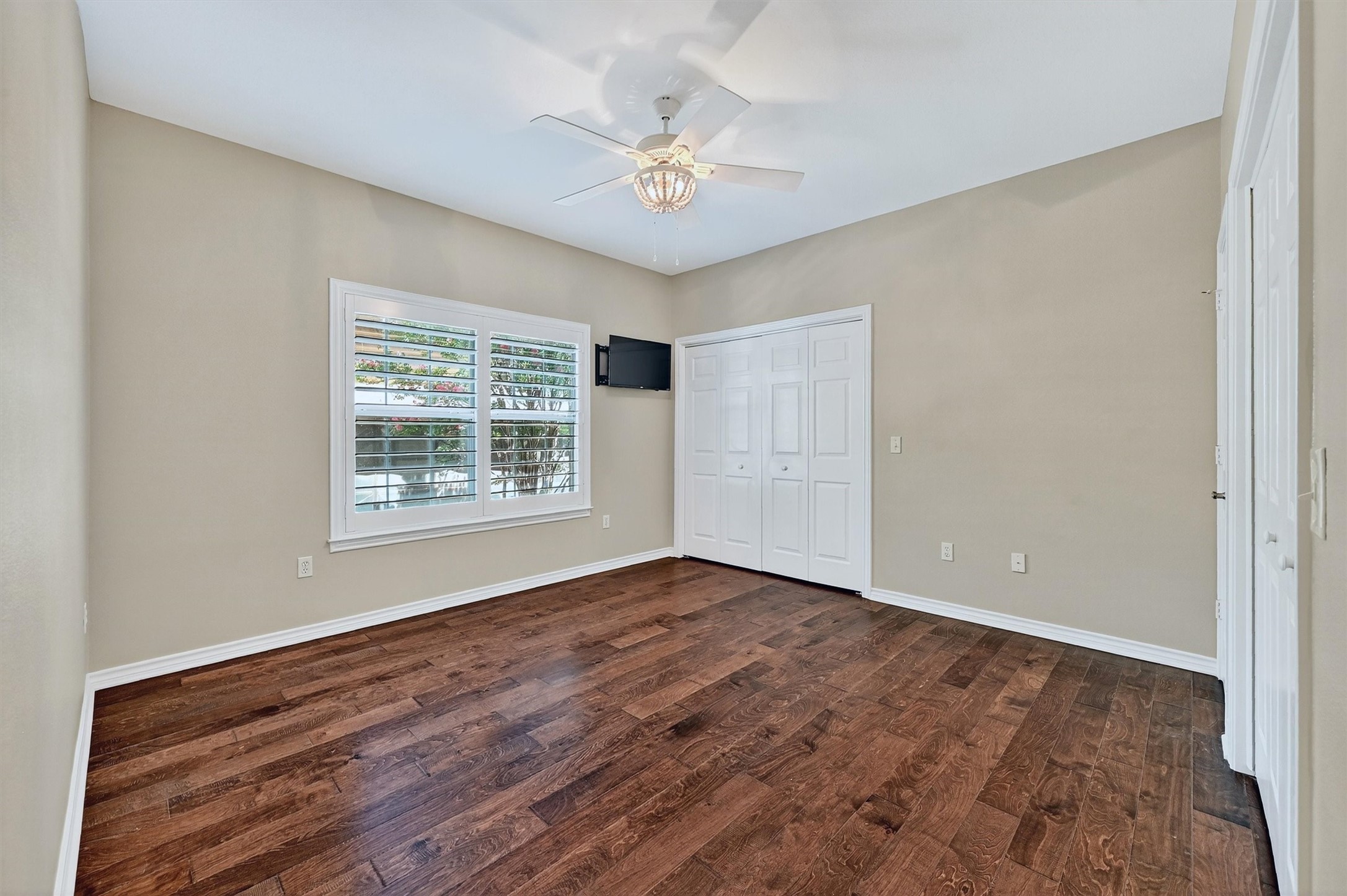 214 Kiowa Drive E