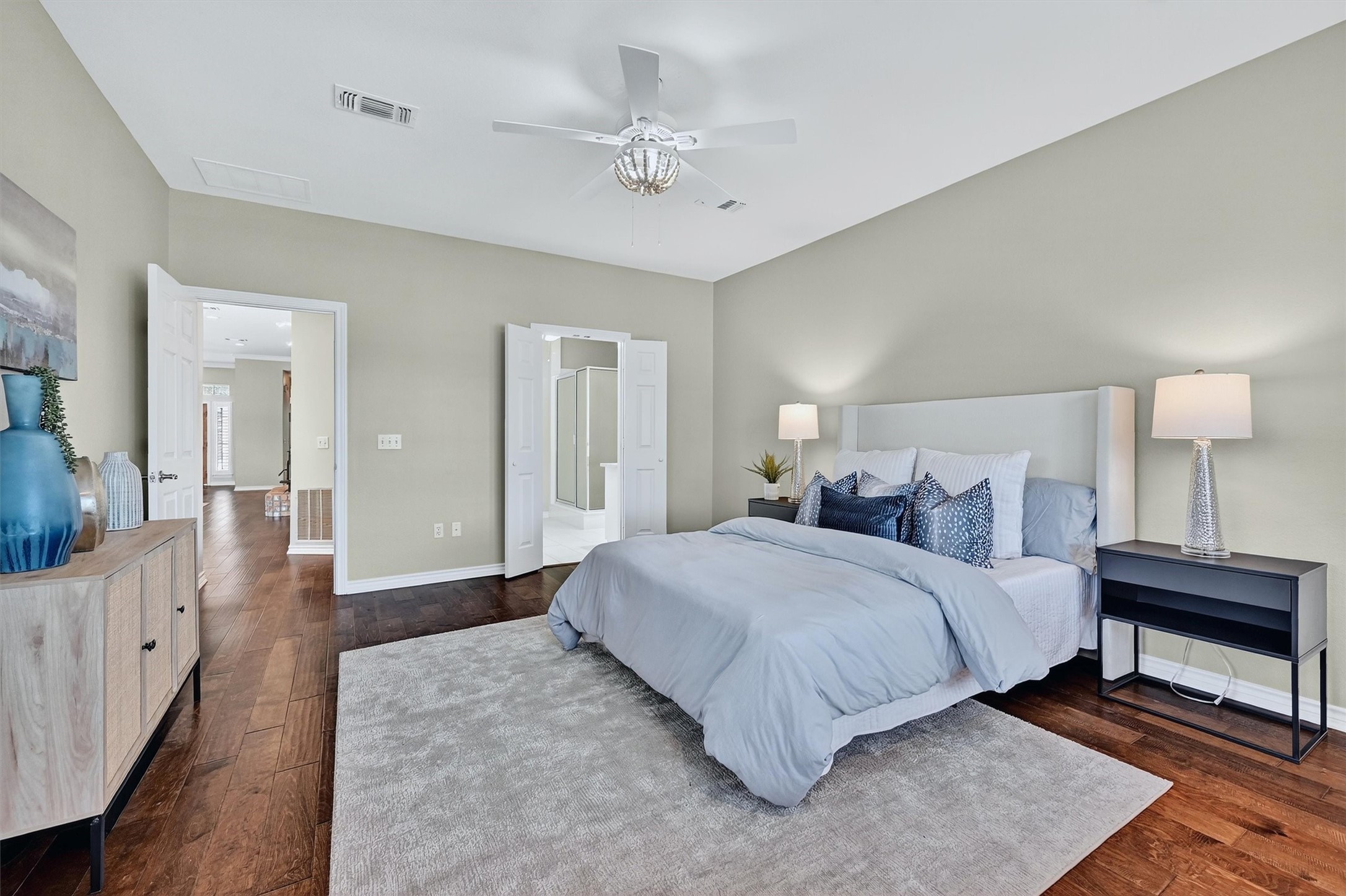 214 Kiowa Drive E