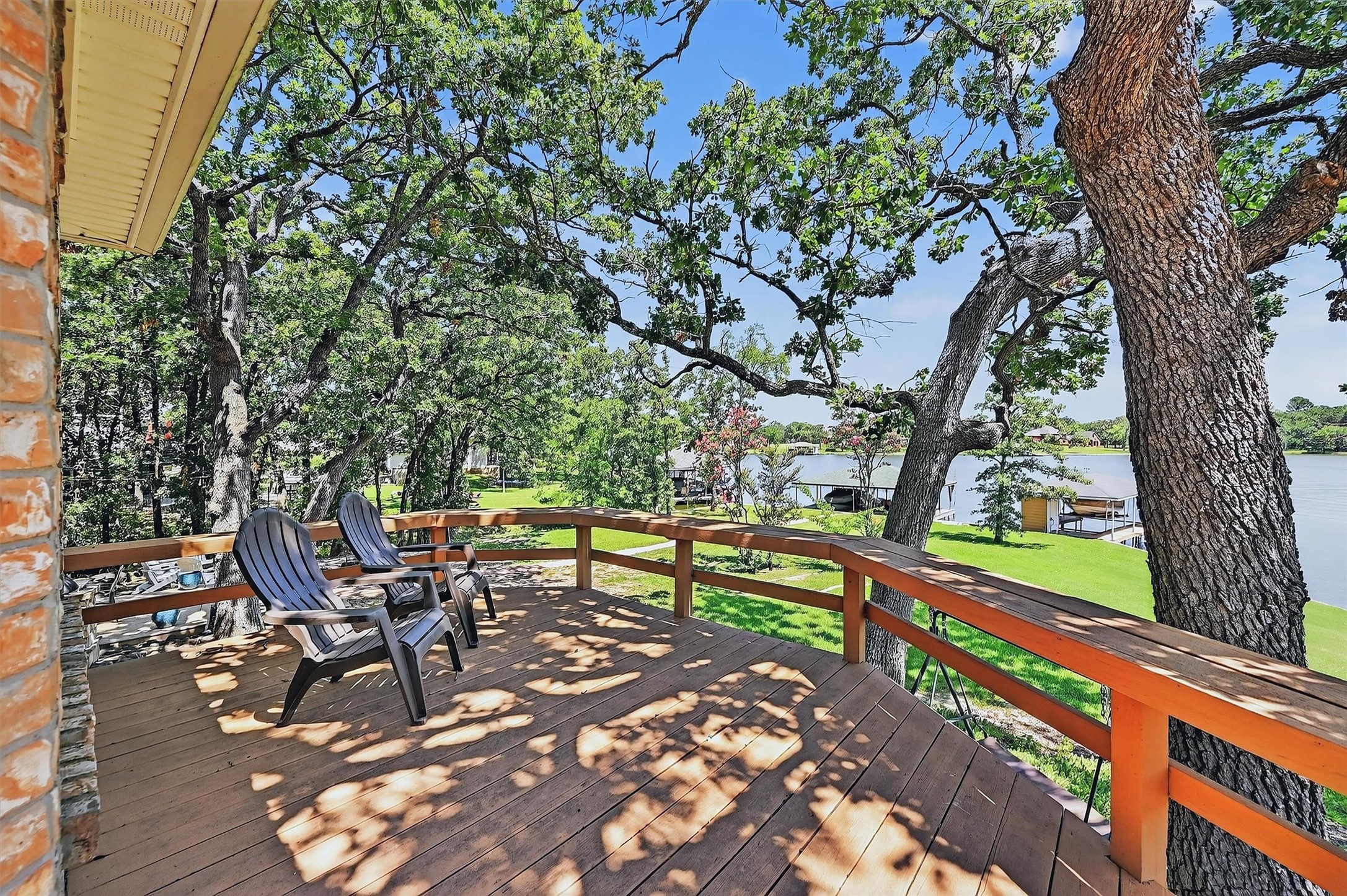 214 Kiowa Drive E
