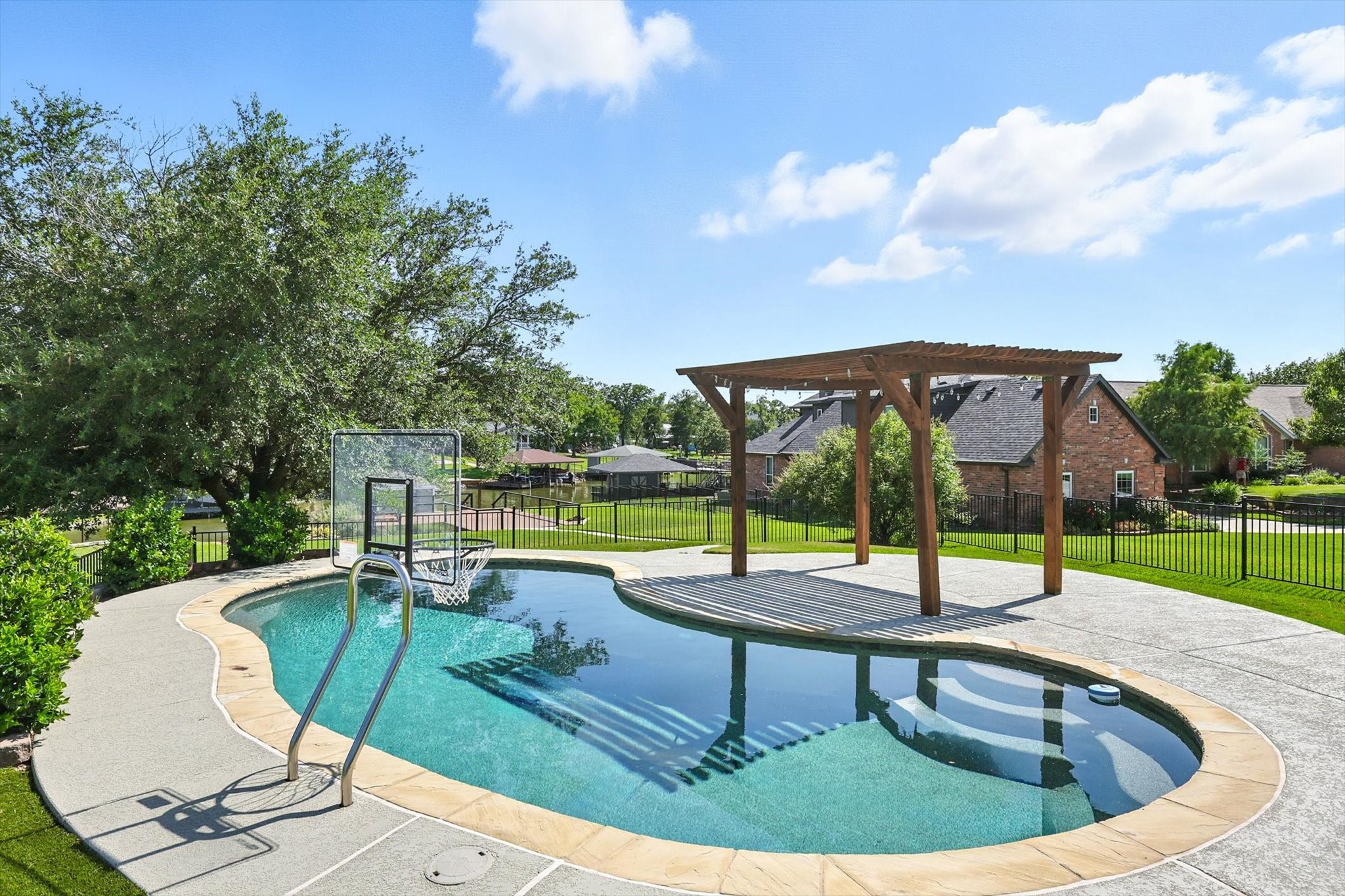 116 Seminole Drive