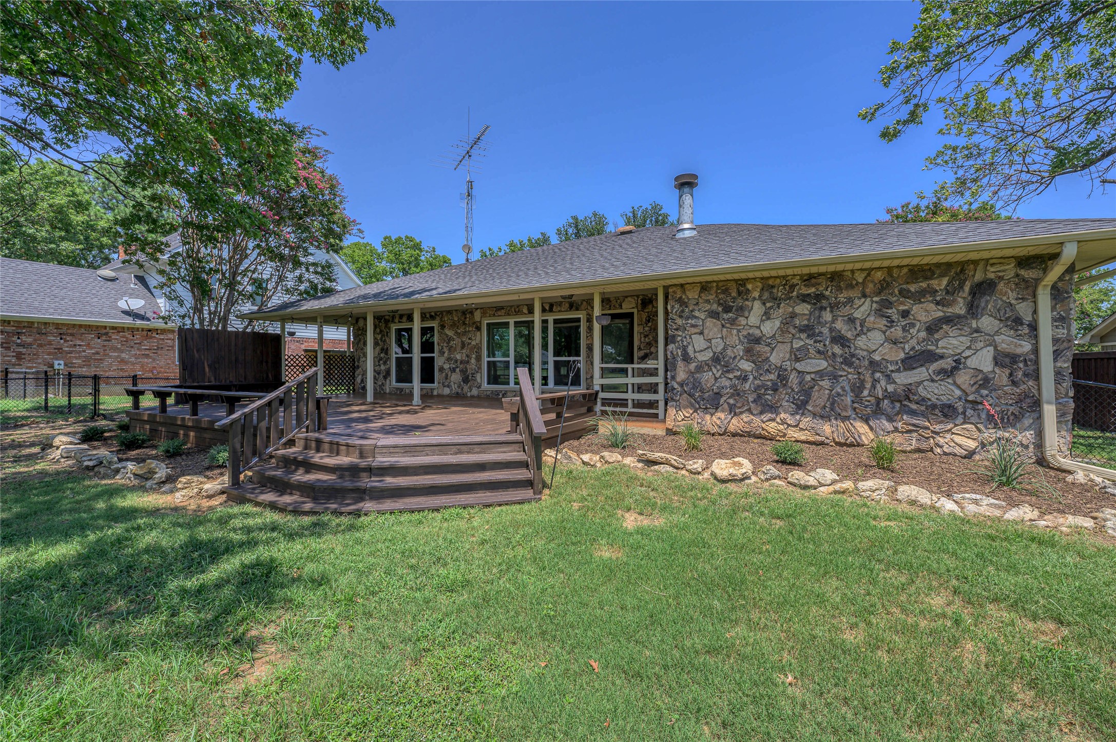 310 Navajo Trail