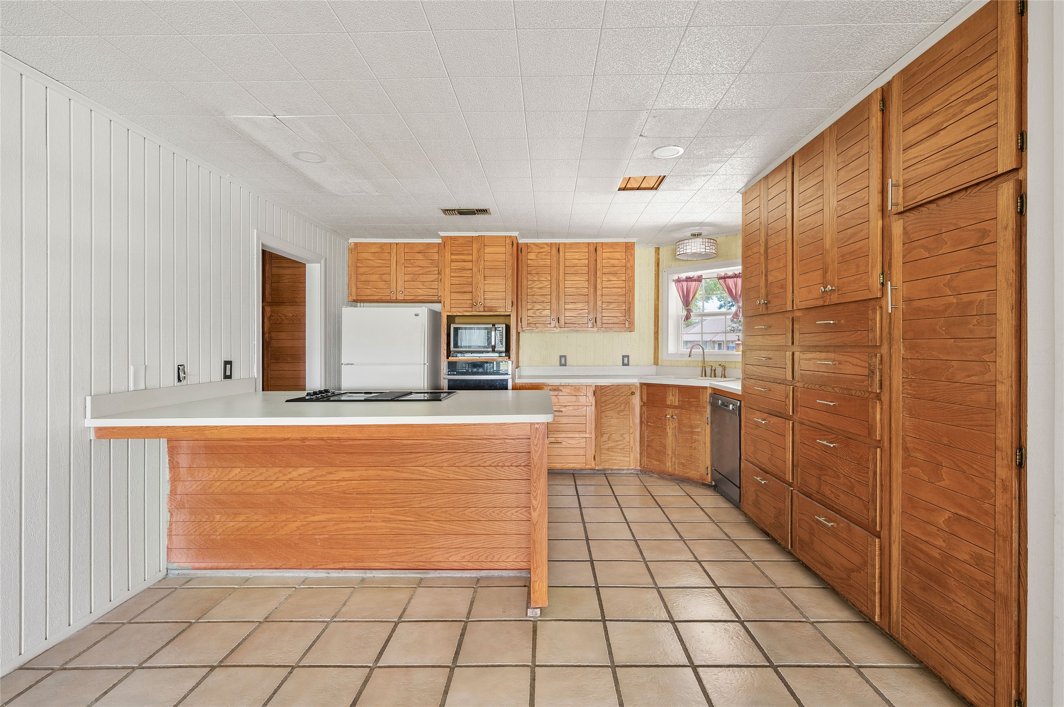 310 Navajo Trail