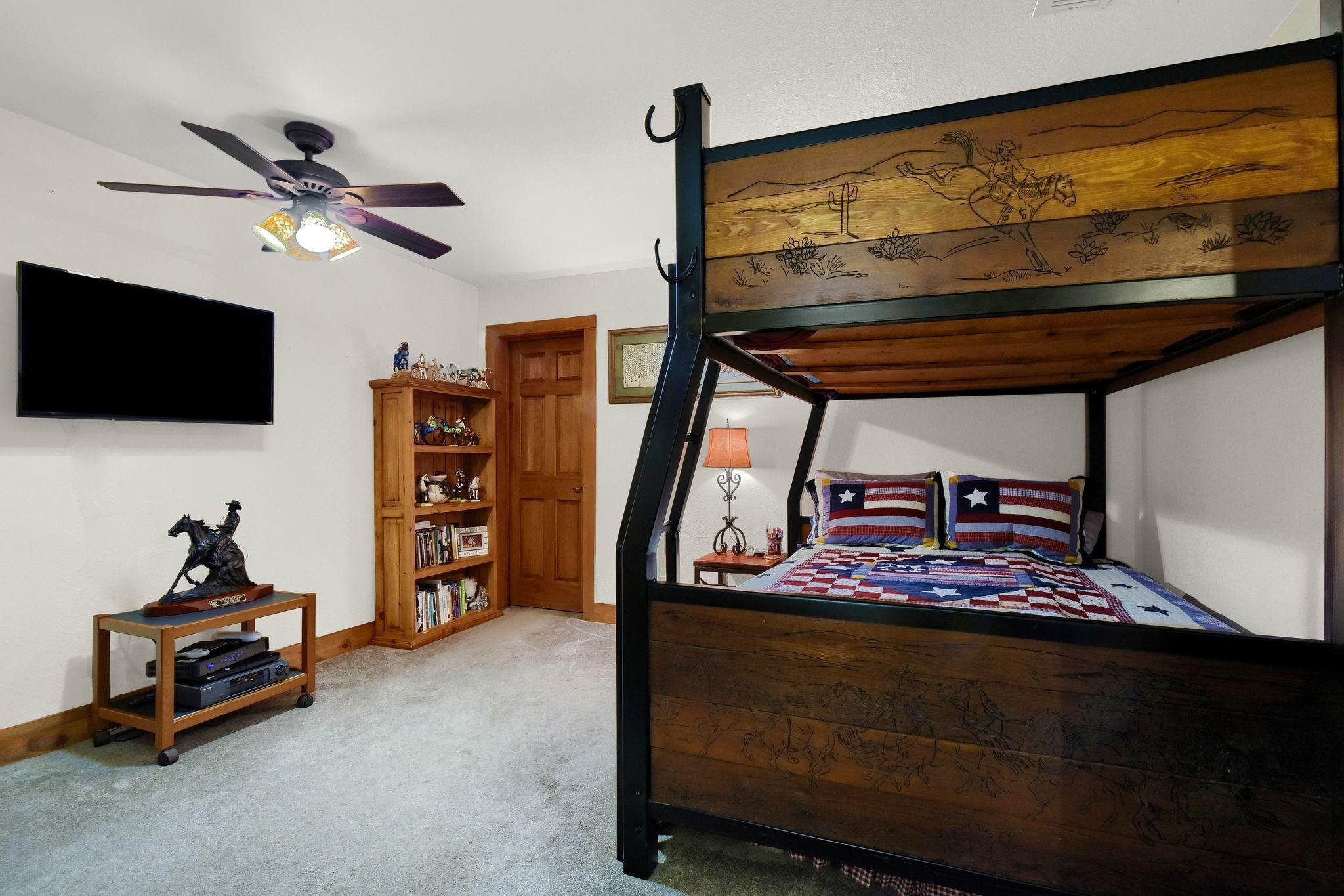 10898 Friendship Road