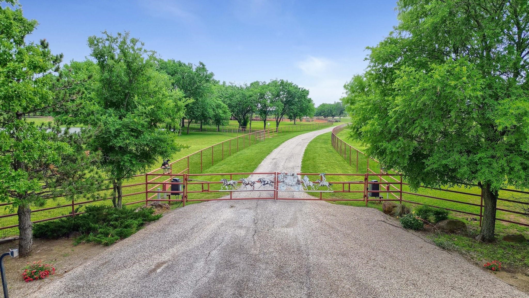 10898 Friendship Road