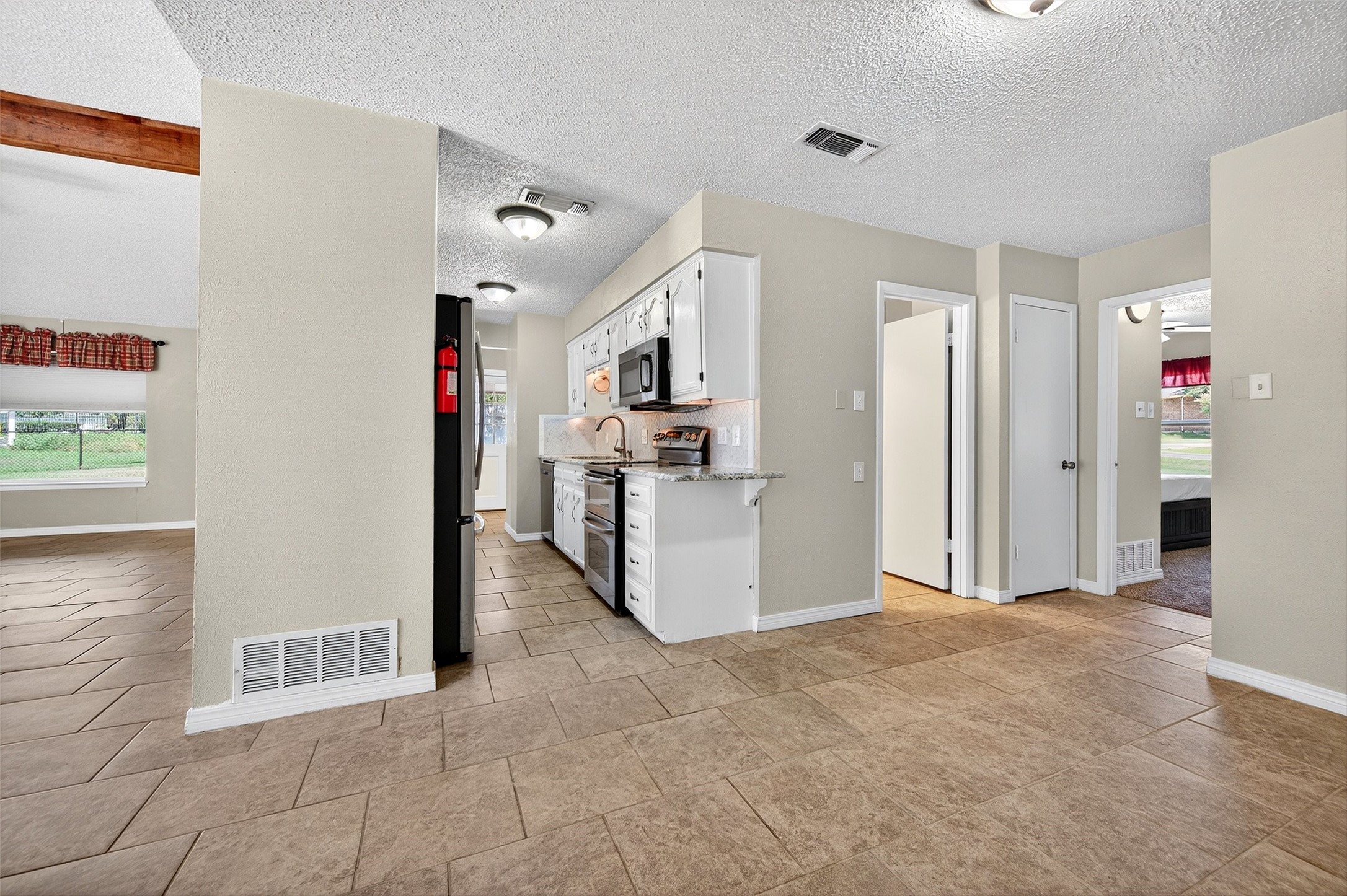 501 Kiowa Drive E