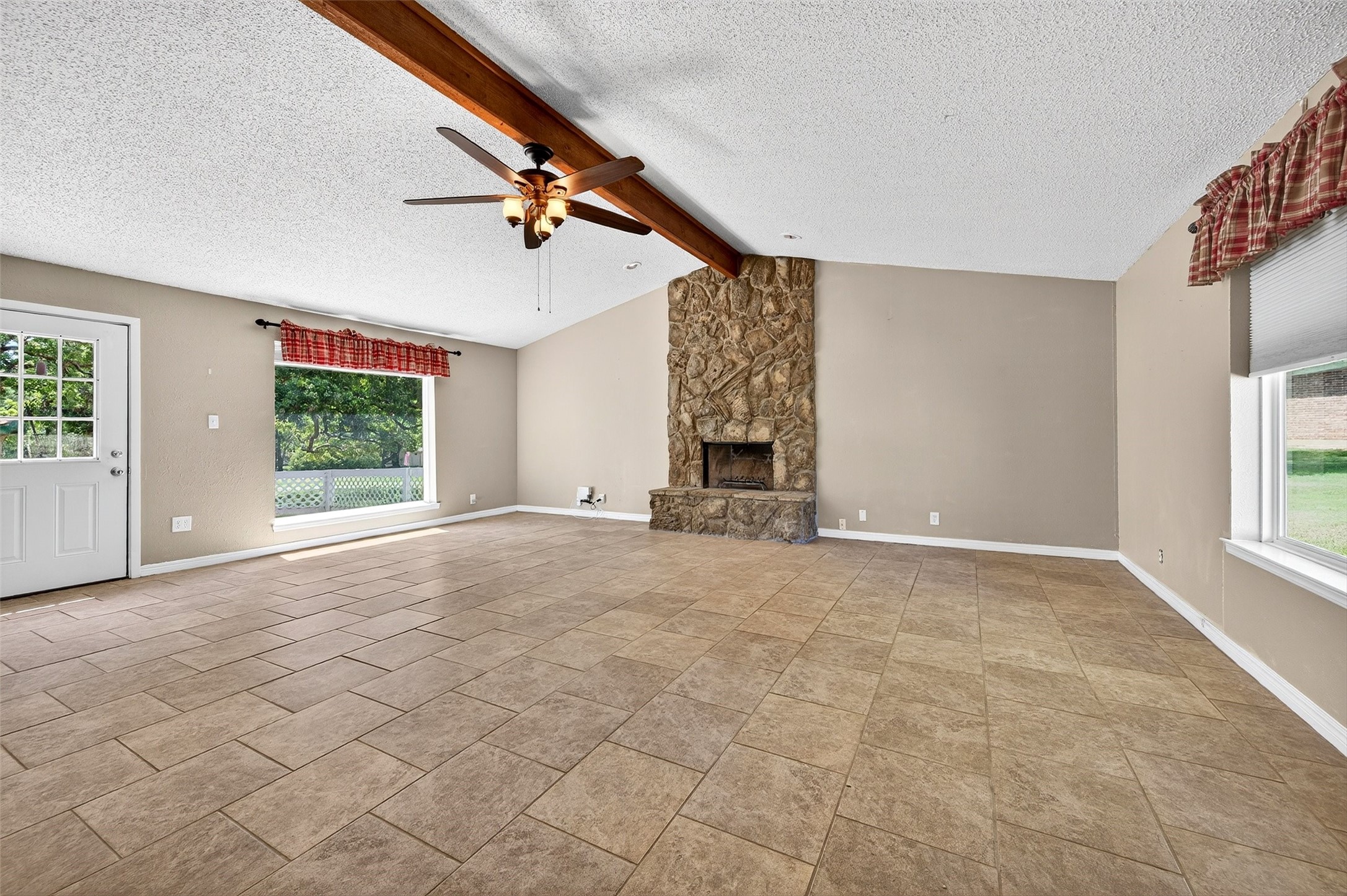 501 Kiowa Drive E