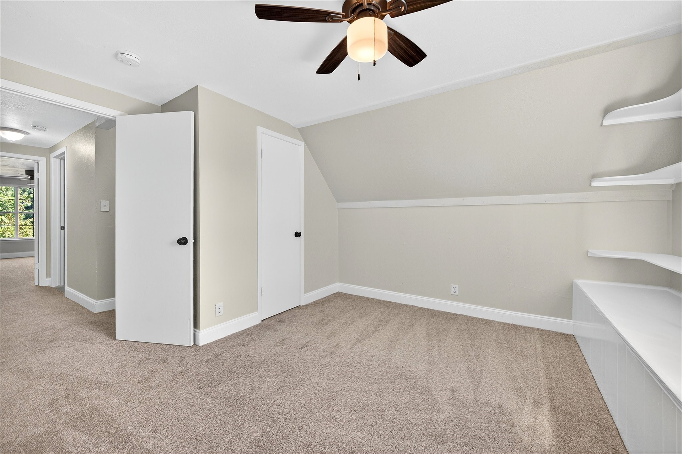 101 Kiowa Drive S