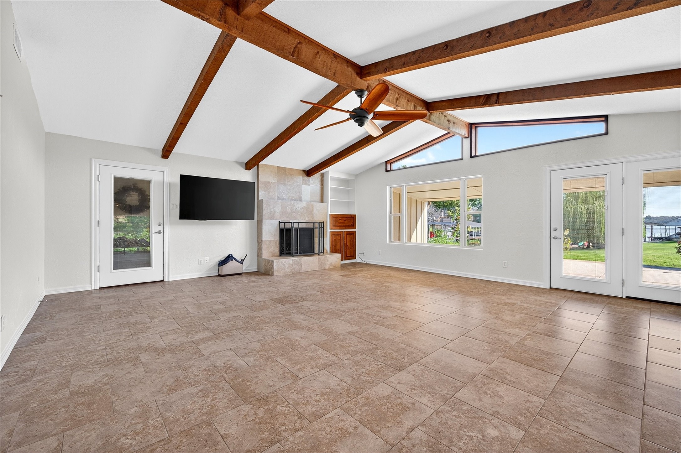 100 Kiowa Drive S
