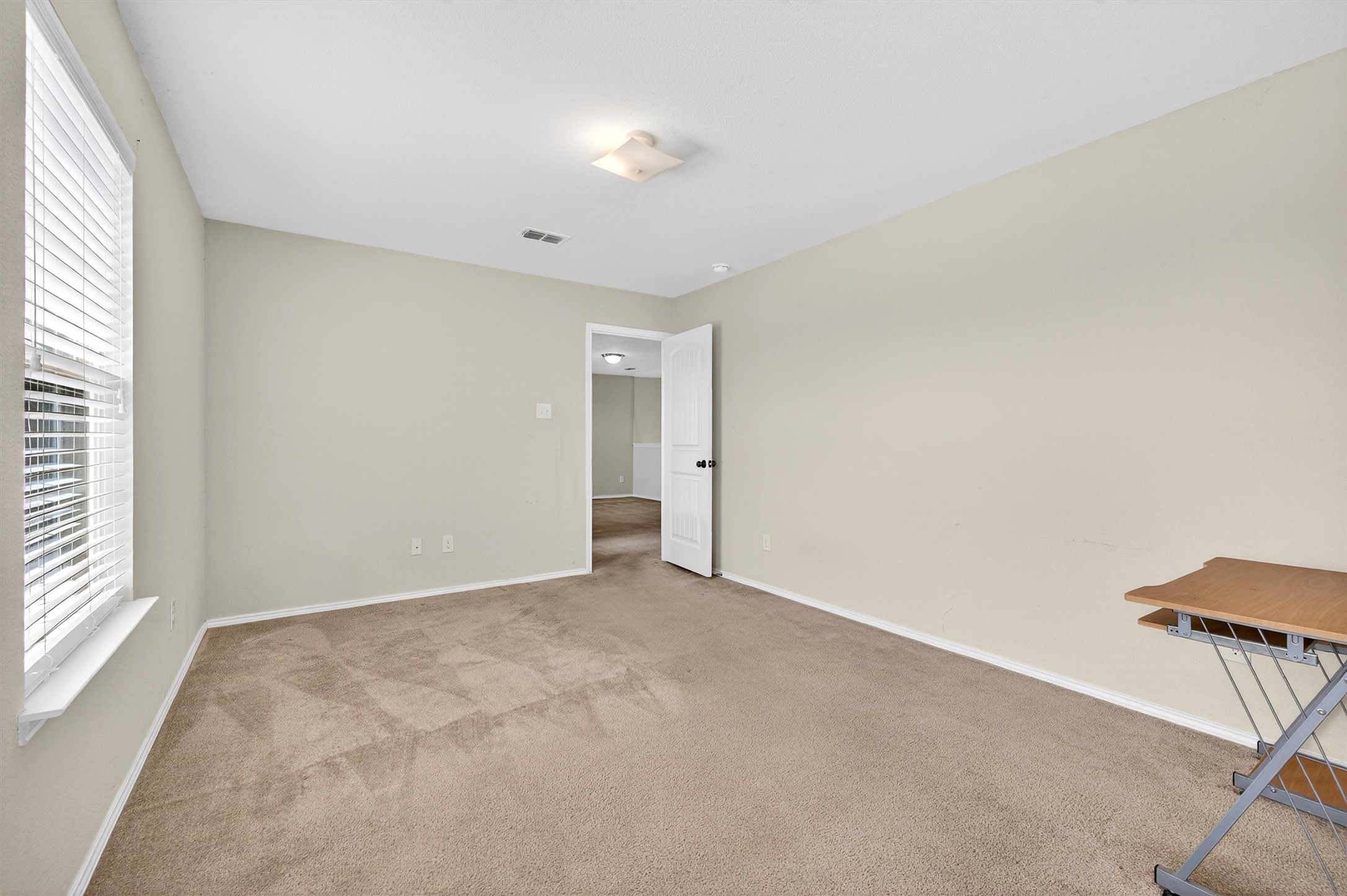 4515 Hummingbird Drive