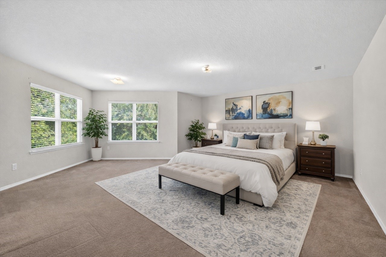 4515 Hummingbird Drive