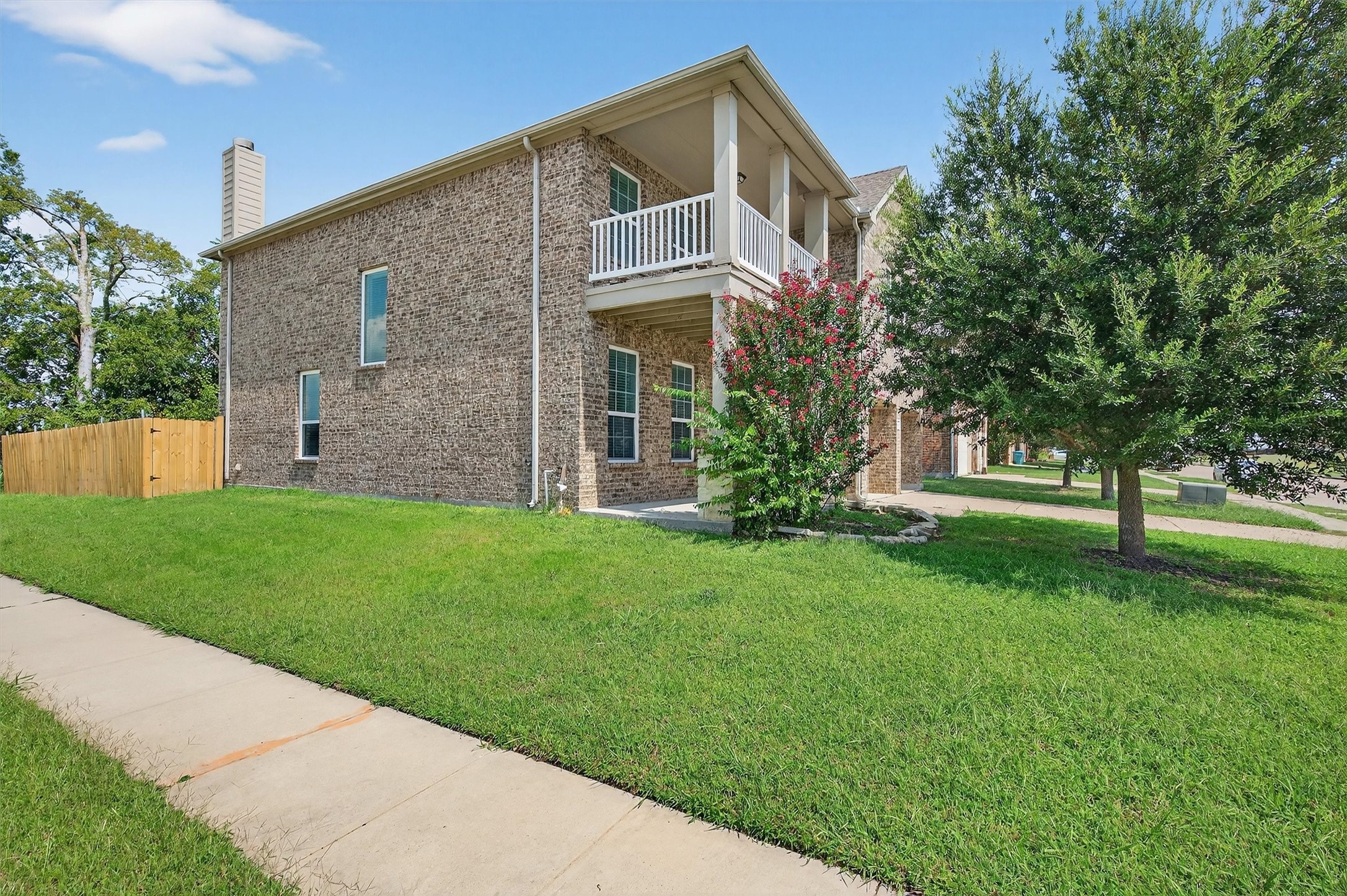 4515 Hummingbird Drive