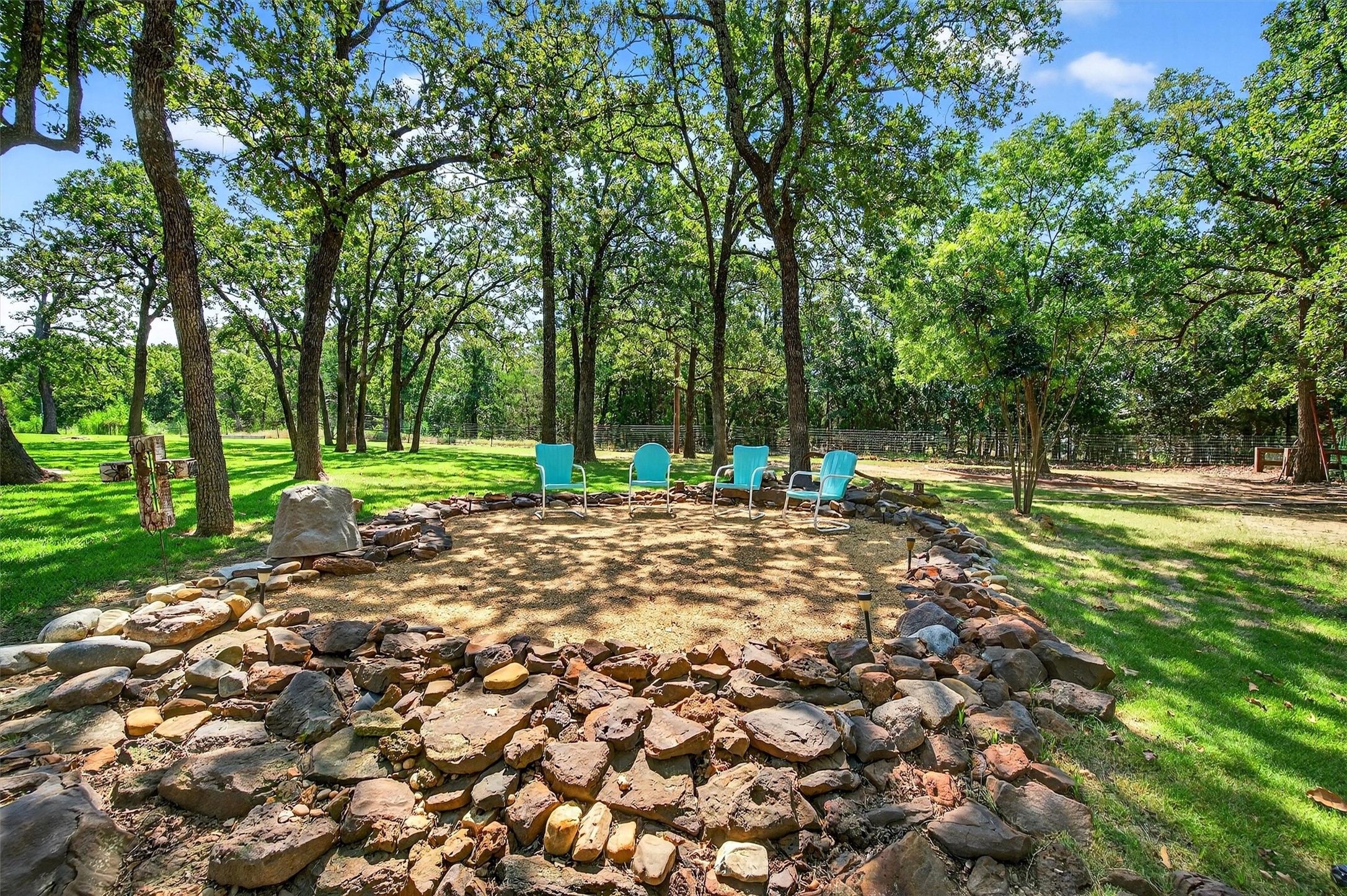115 Kiowa Drive E