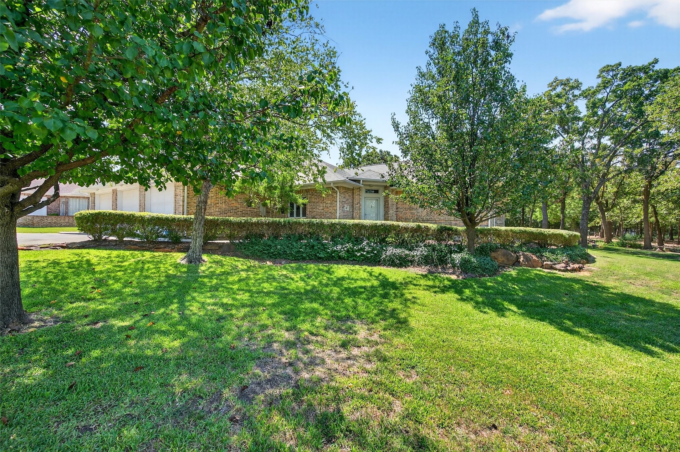 115 Kiowa Drive E