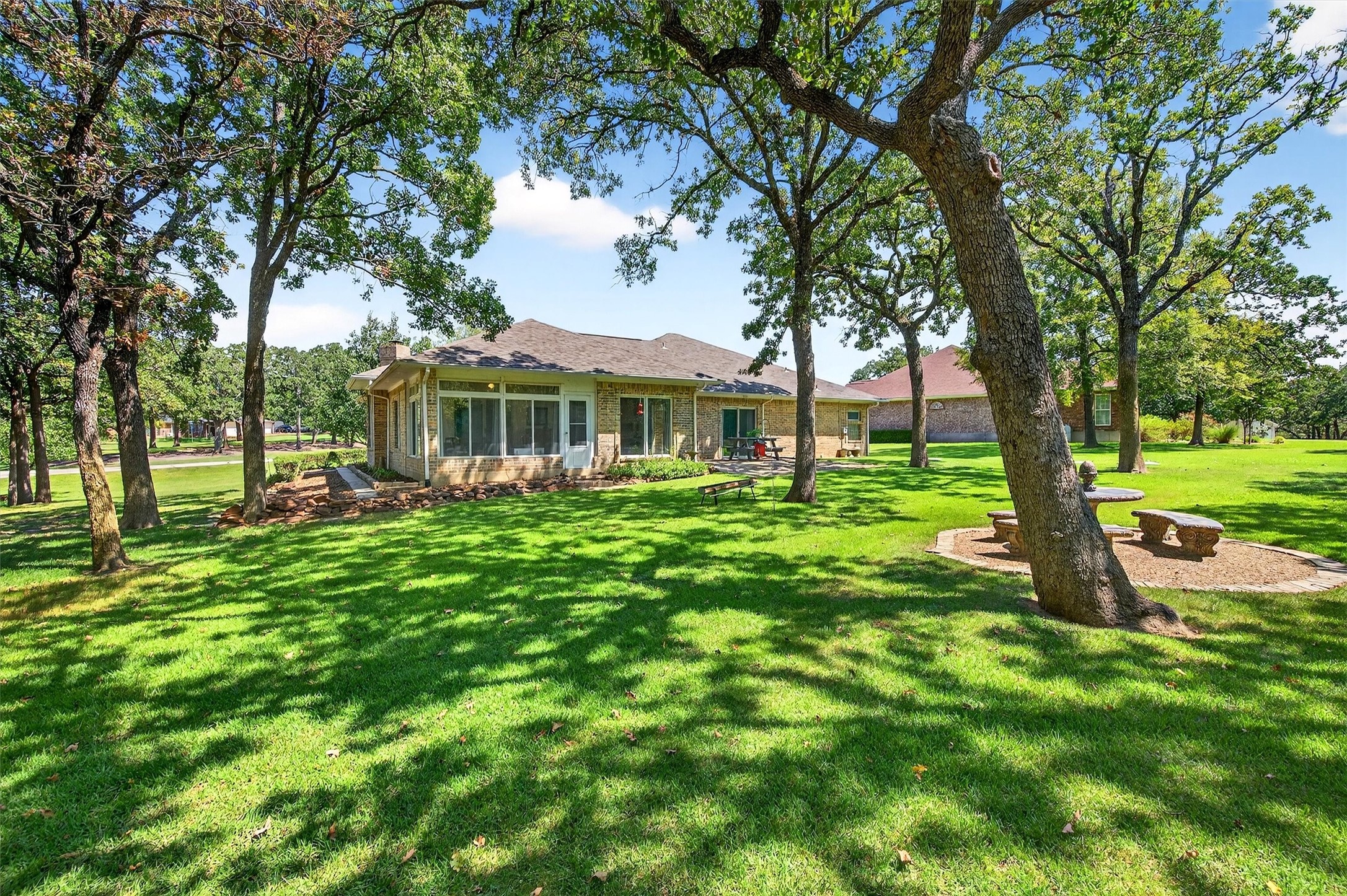 115 Kiowa Drive E