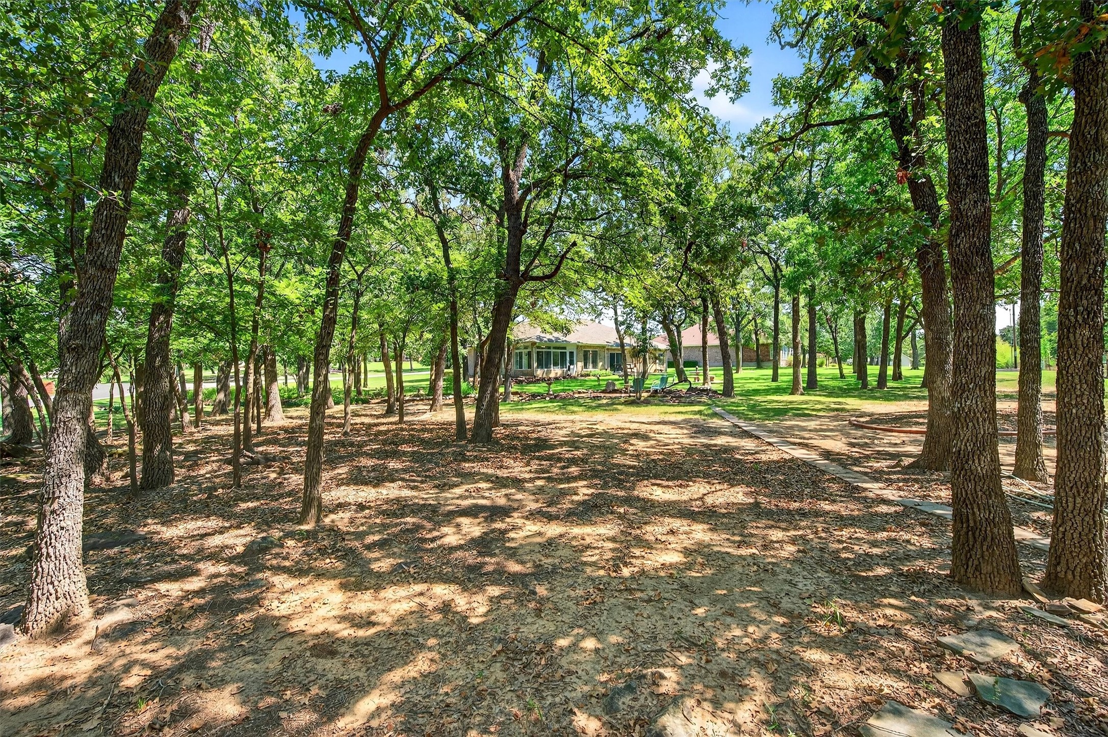 115 Kiowa Drive E