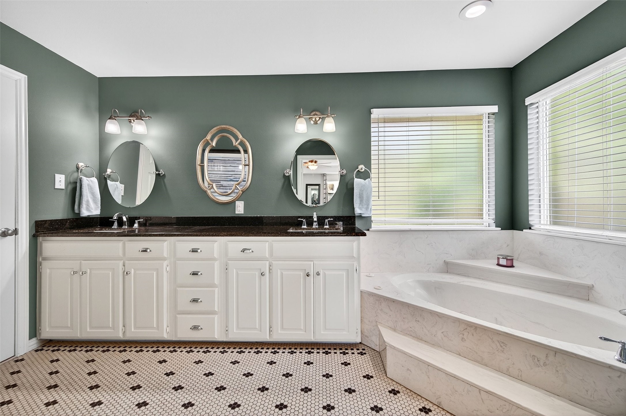 10312 Arvin Hill Road