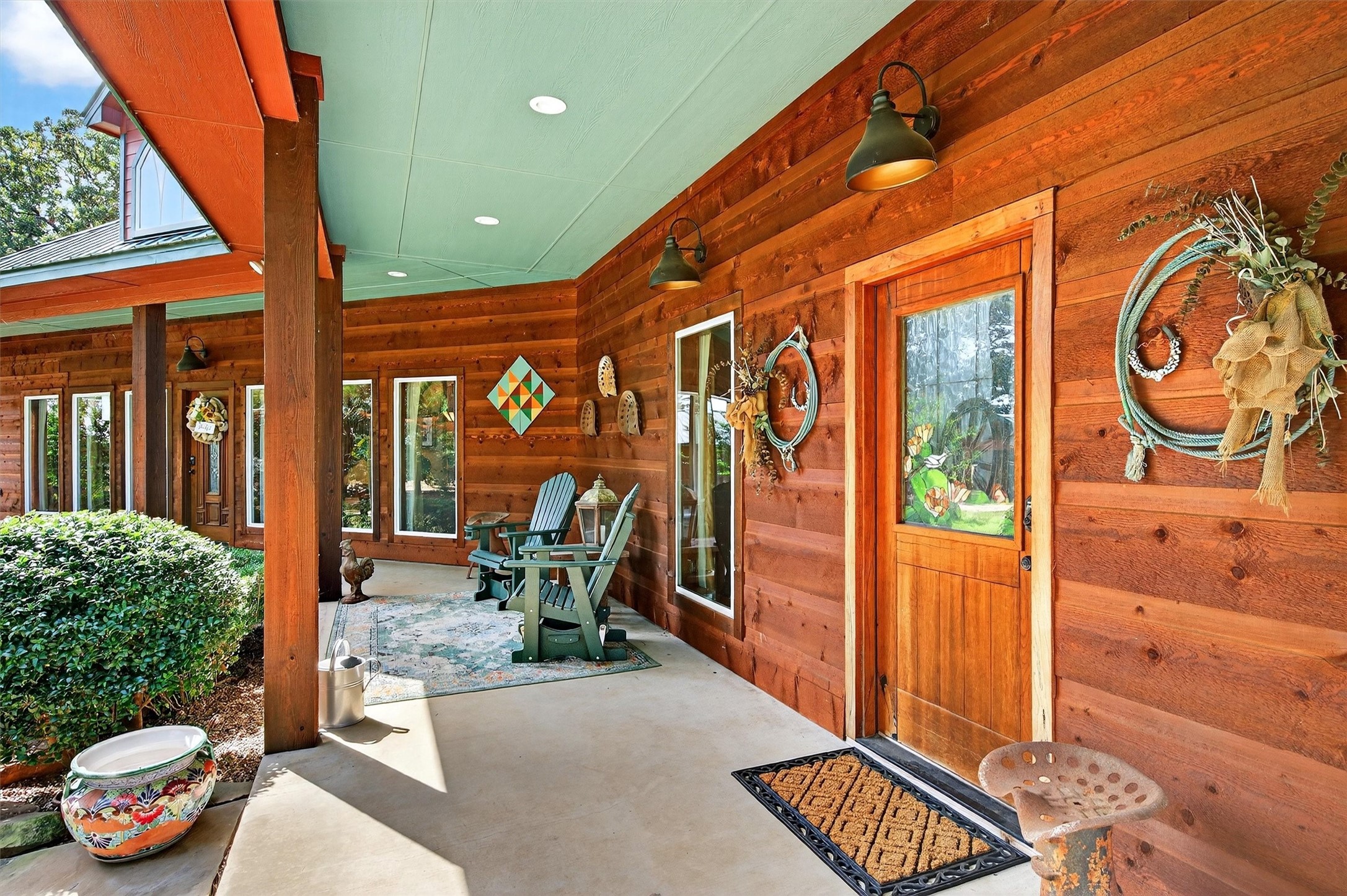 993 County Line Road