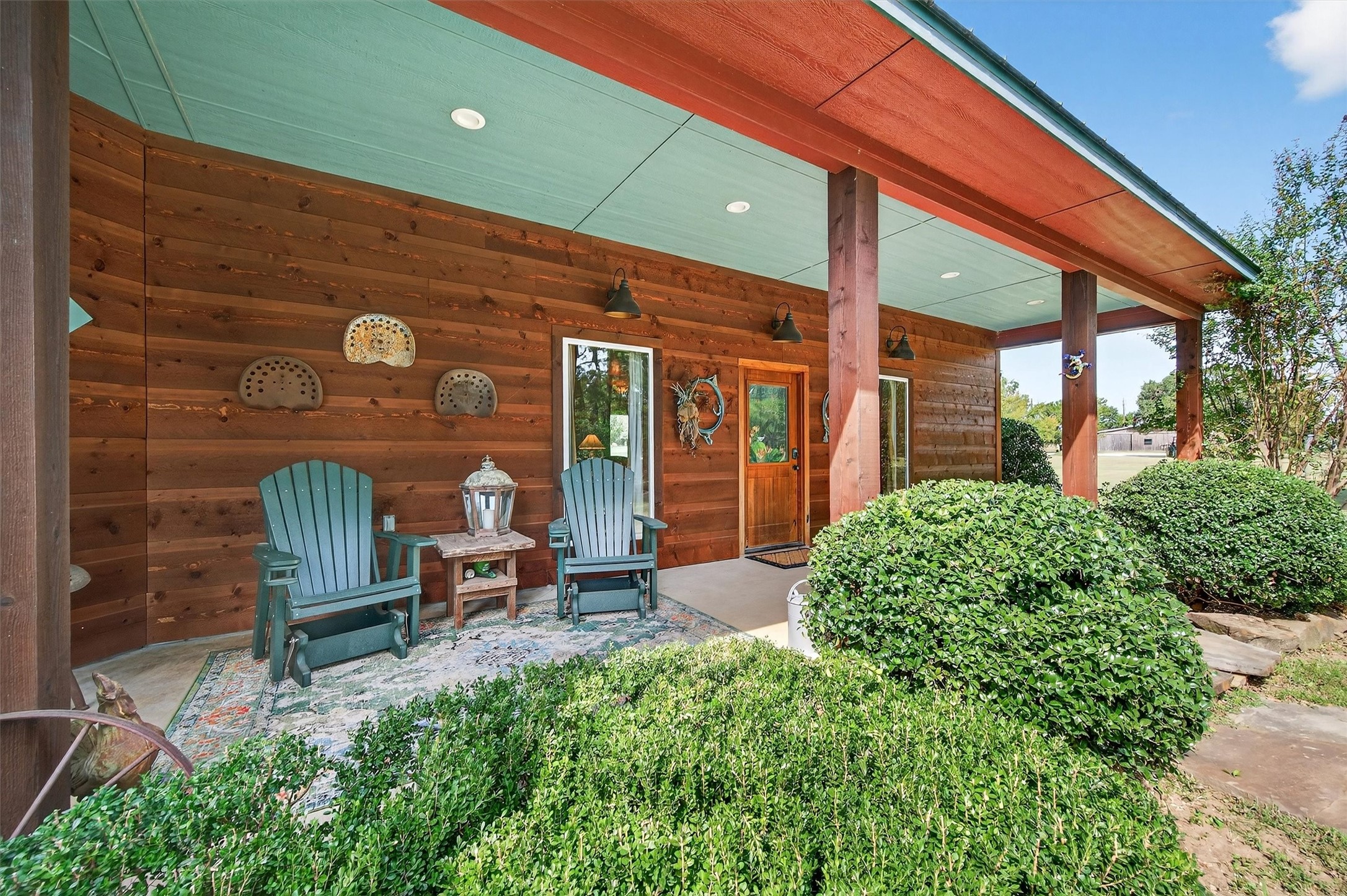 993 County Line Road