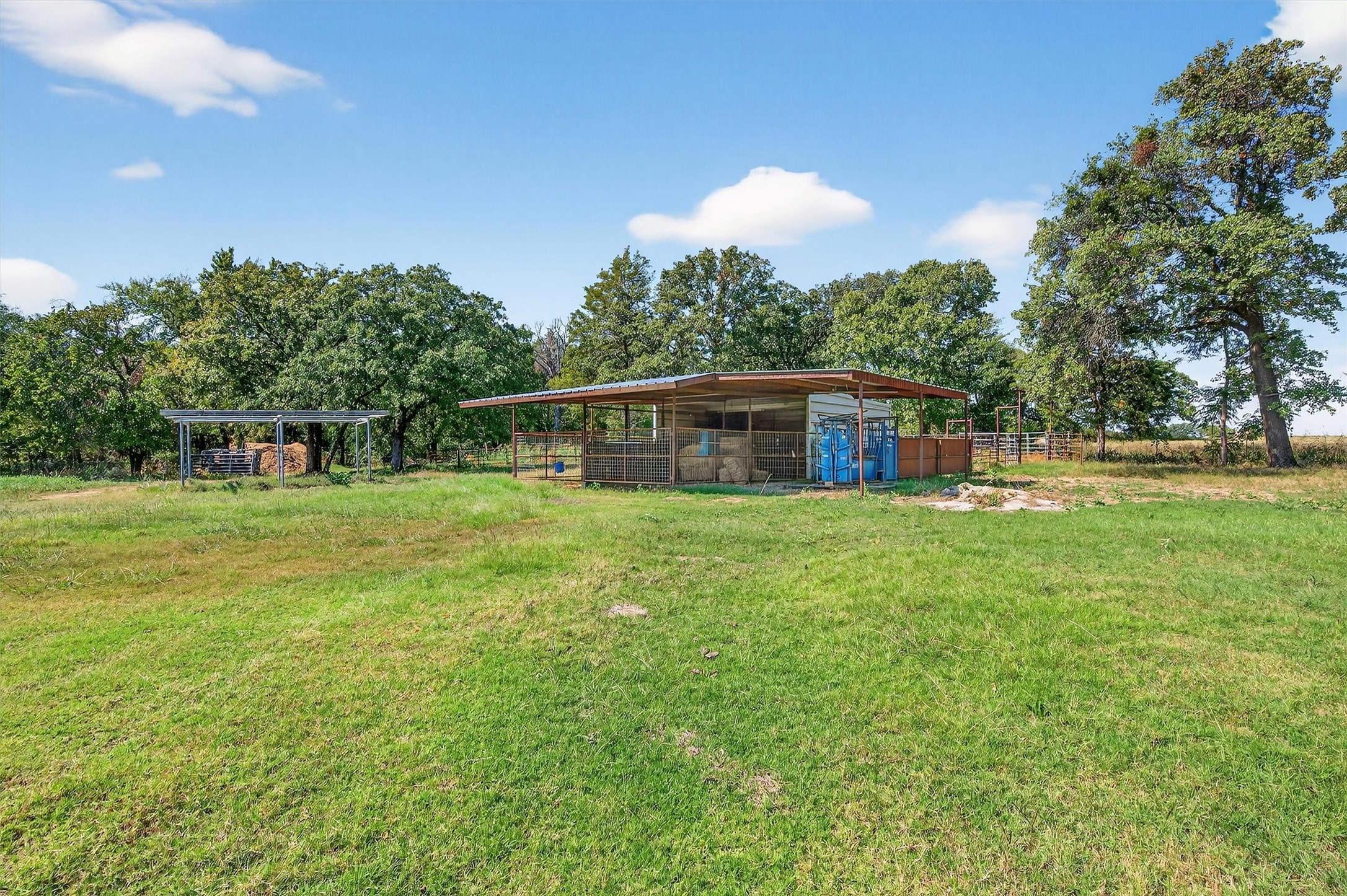 993 County Line Road