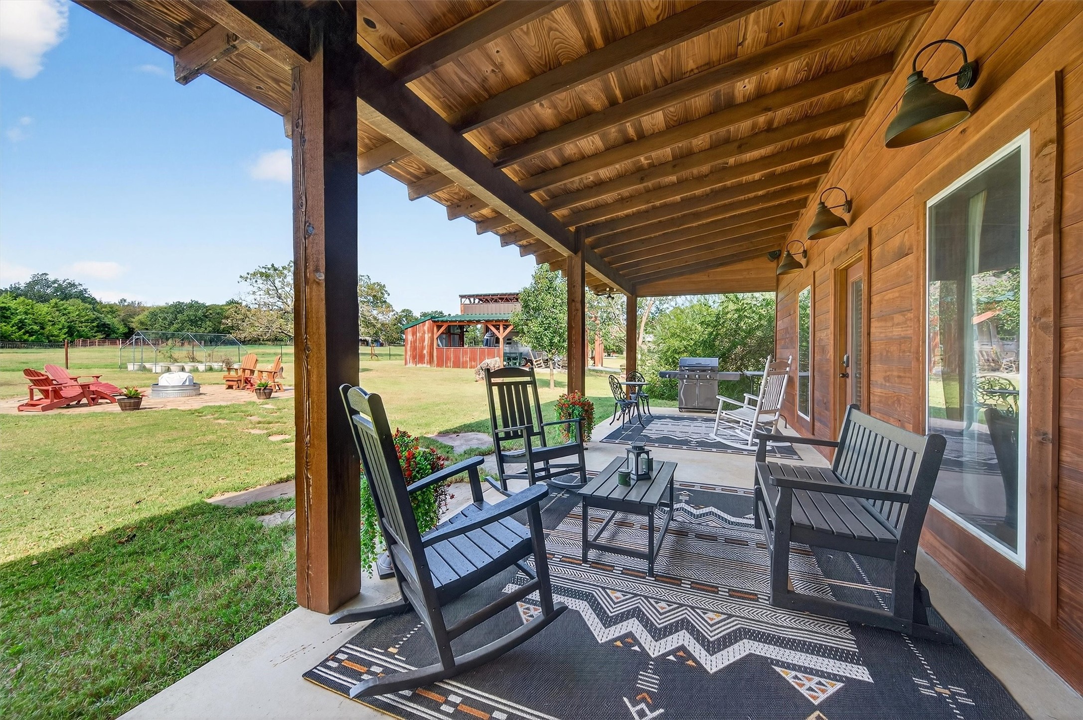 993 County Line Road