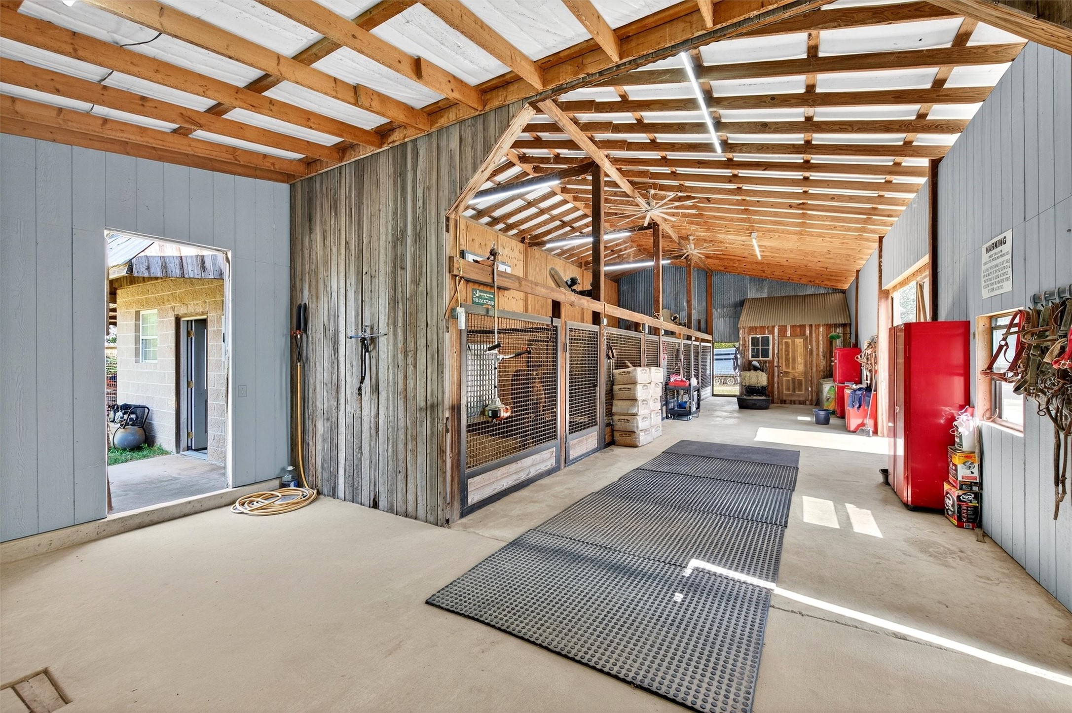 993 County Line Road