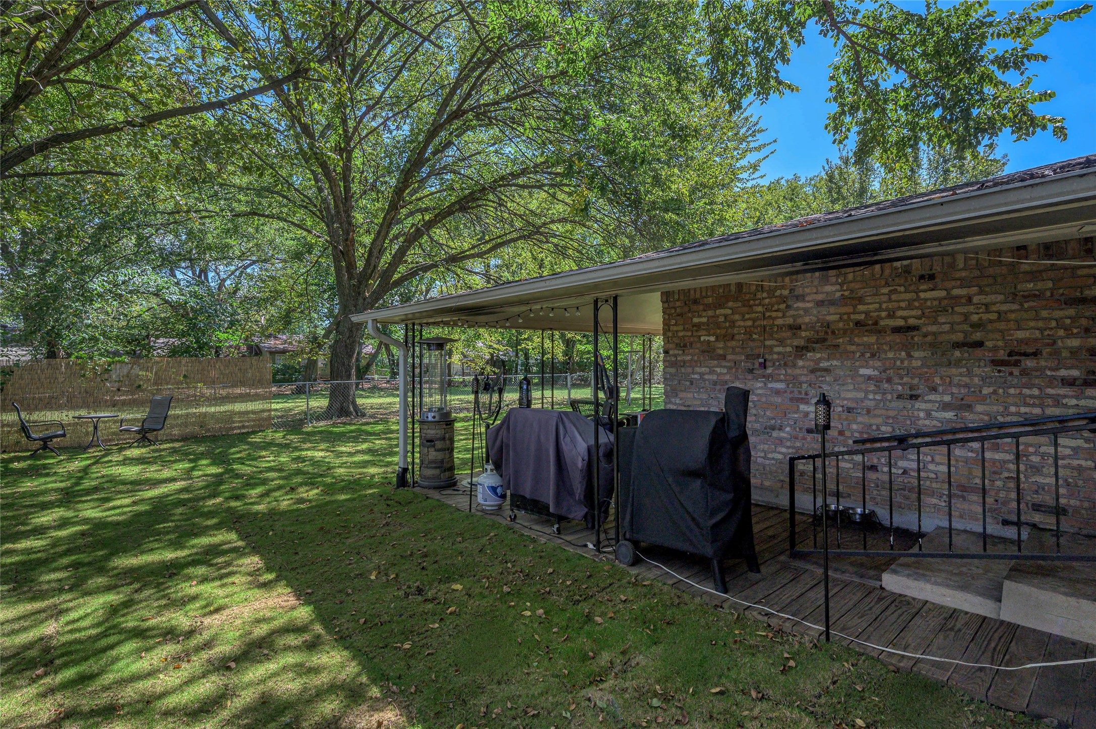 112 Pecan Street