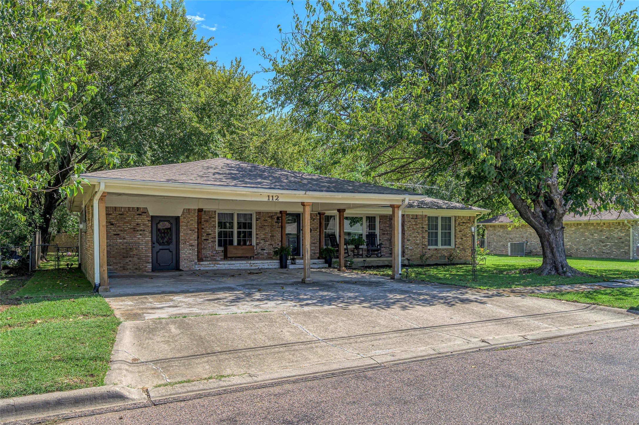 112 Pecan Street