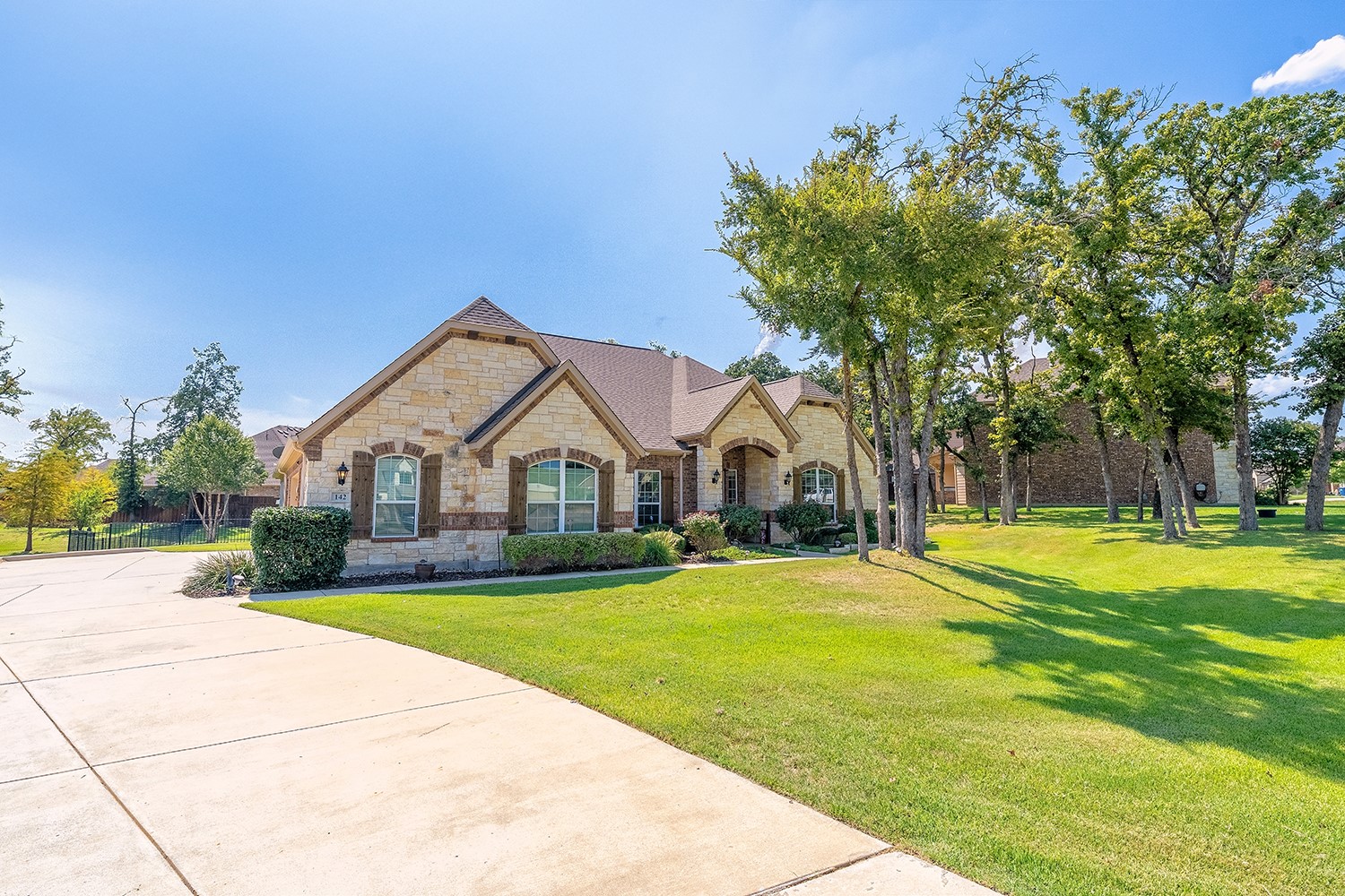 142 Dogwood Drive