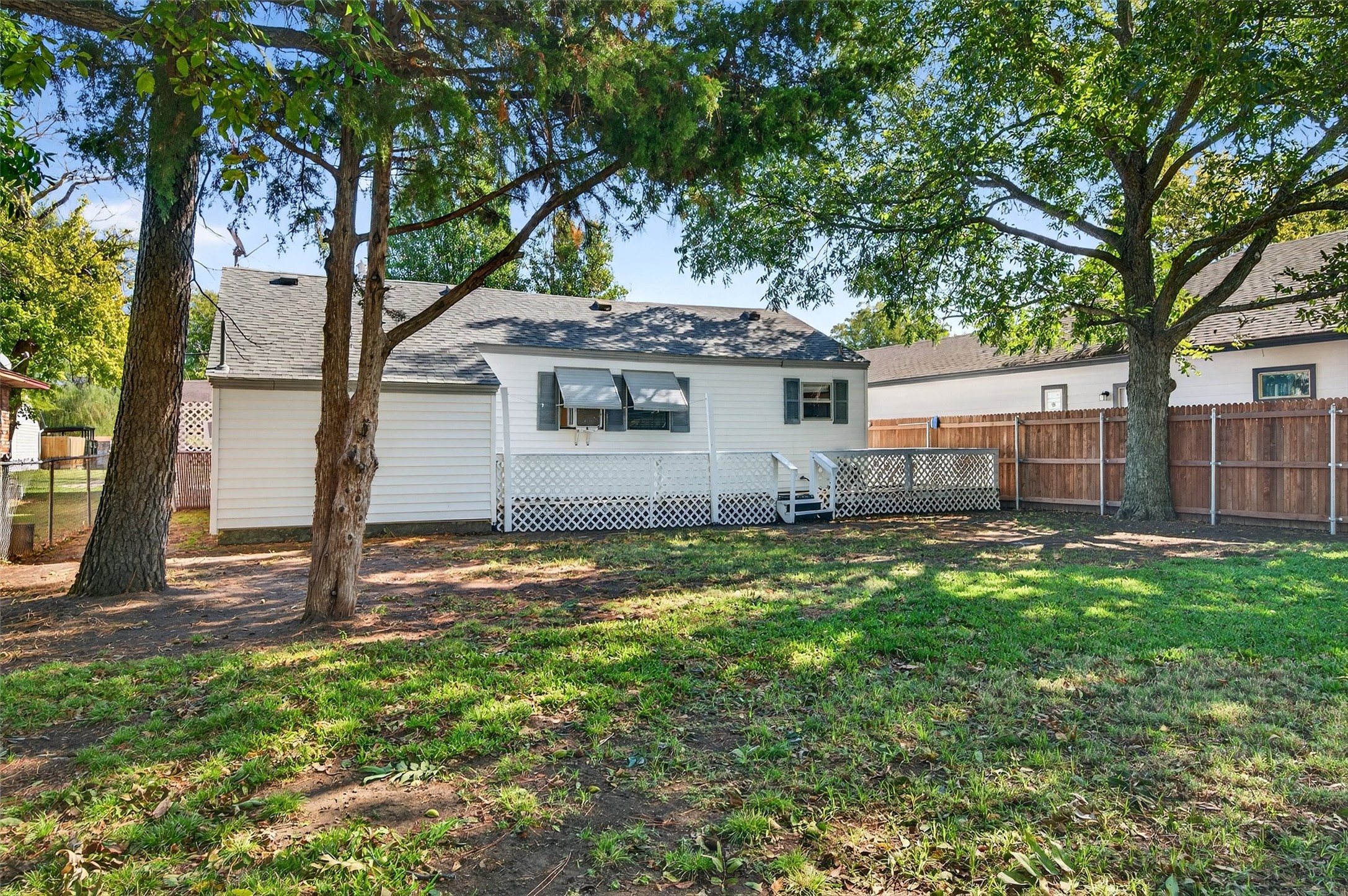 1005 S Clements Street