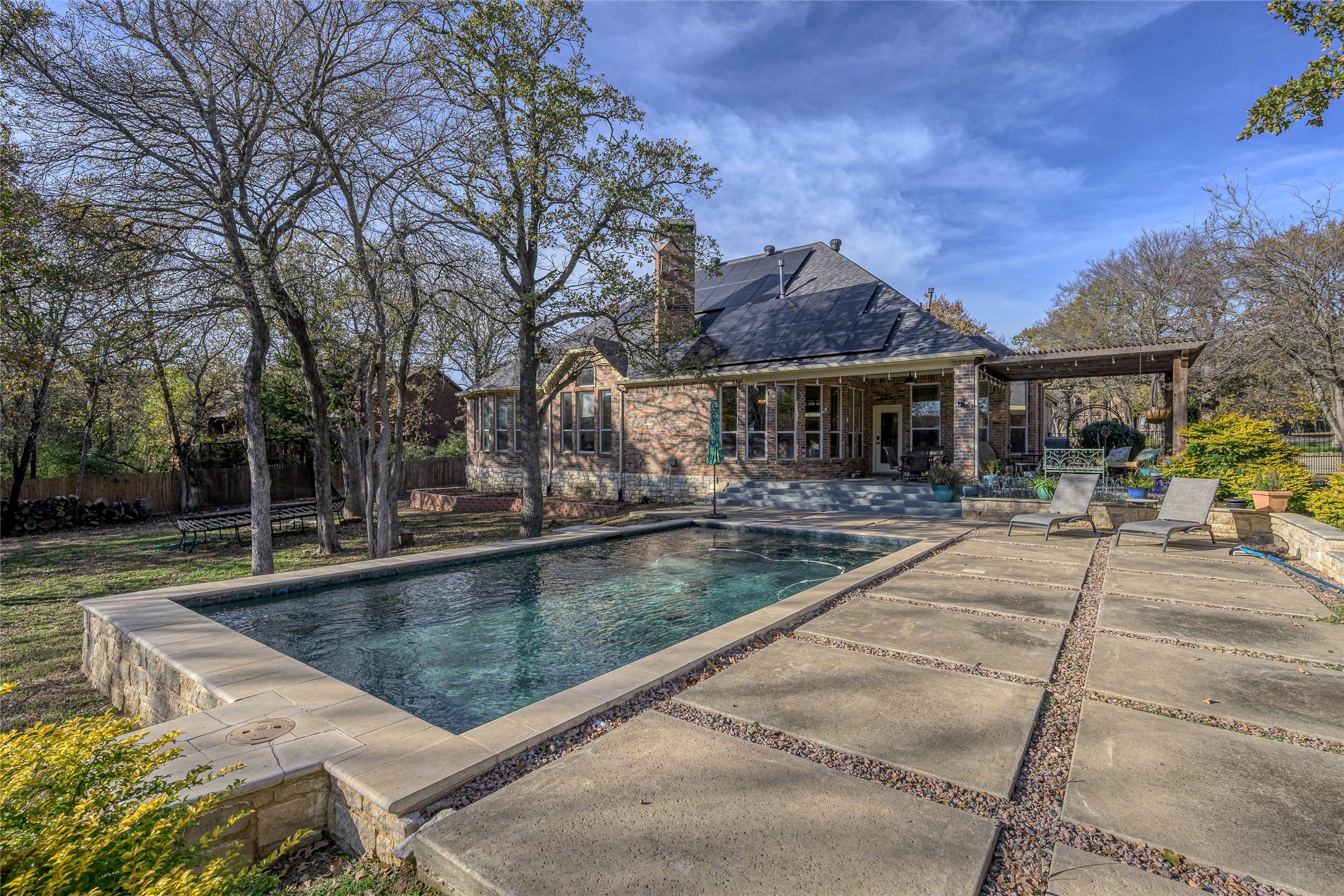 1071 E Oak Shores Drive