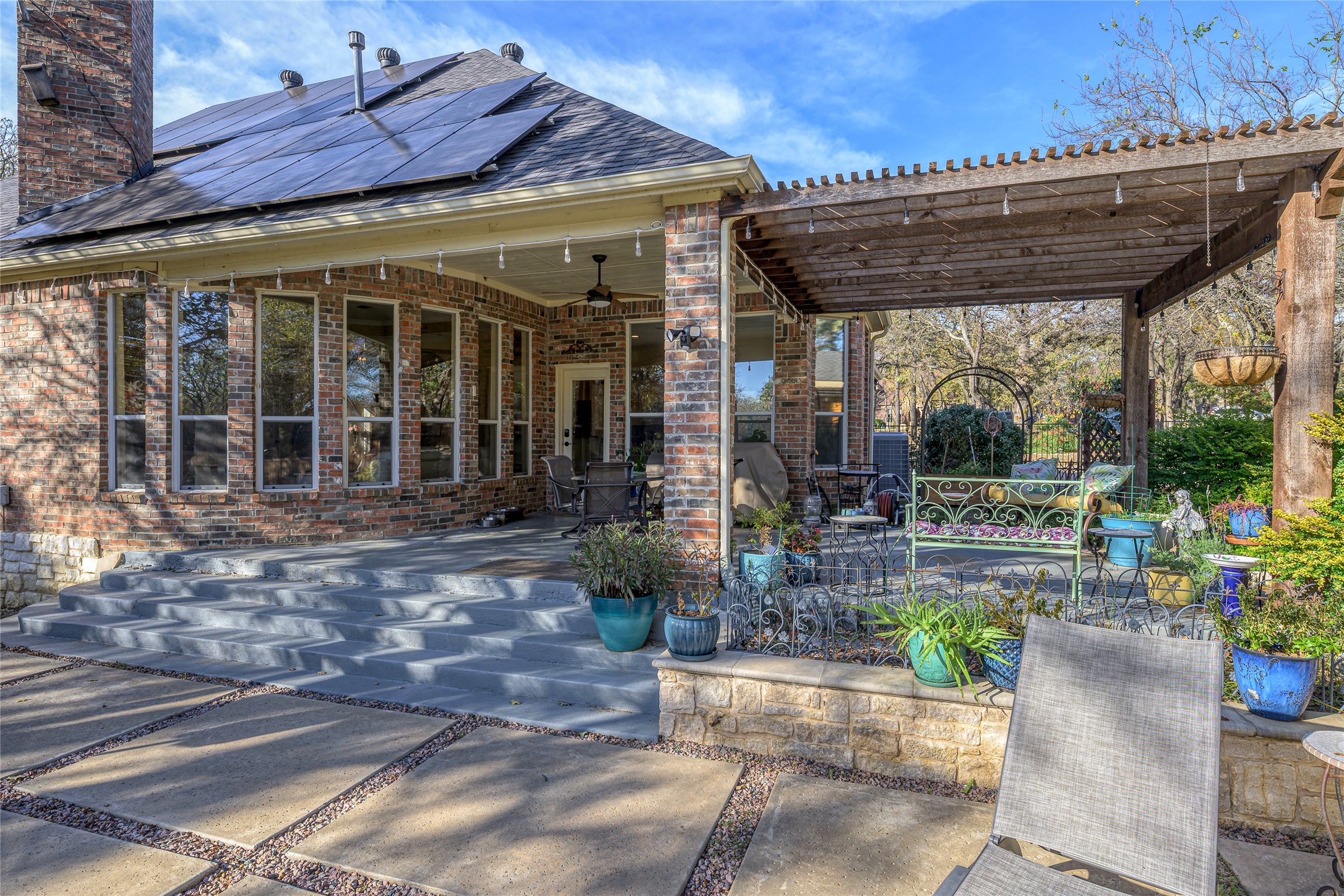 1071 E Oak Shores Drive