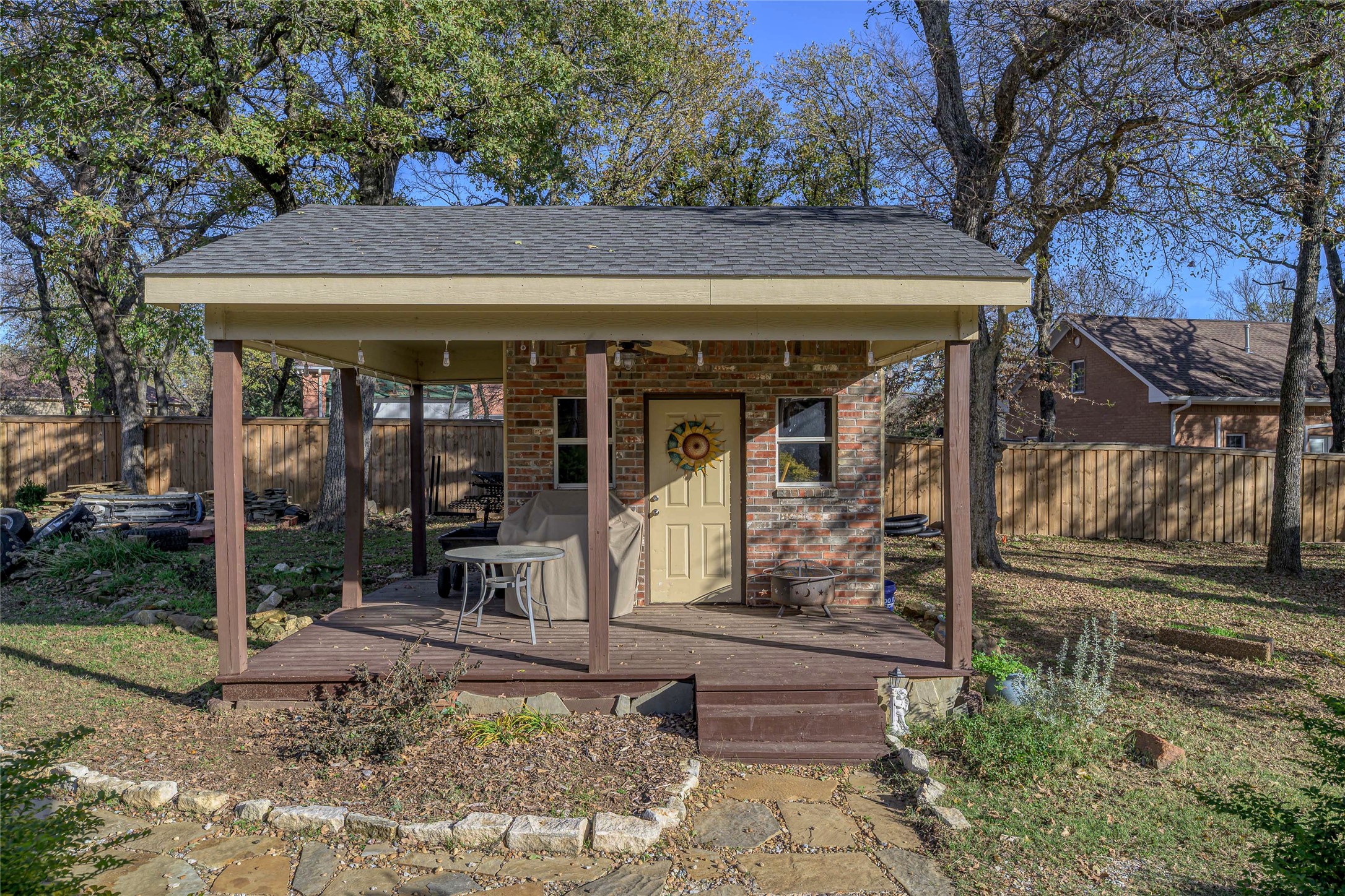 1071 E Oak Shores Drive