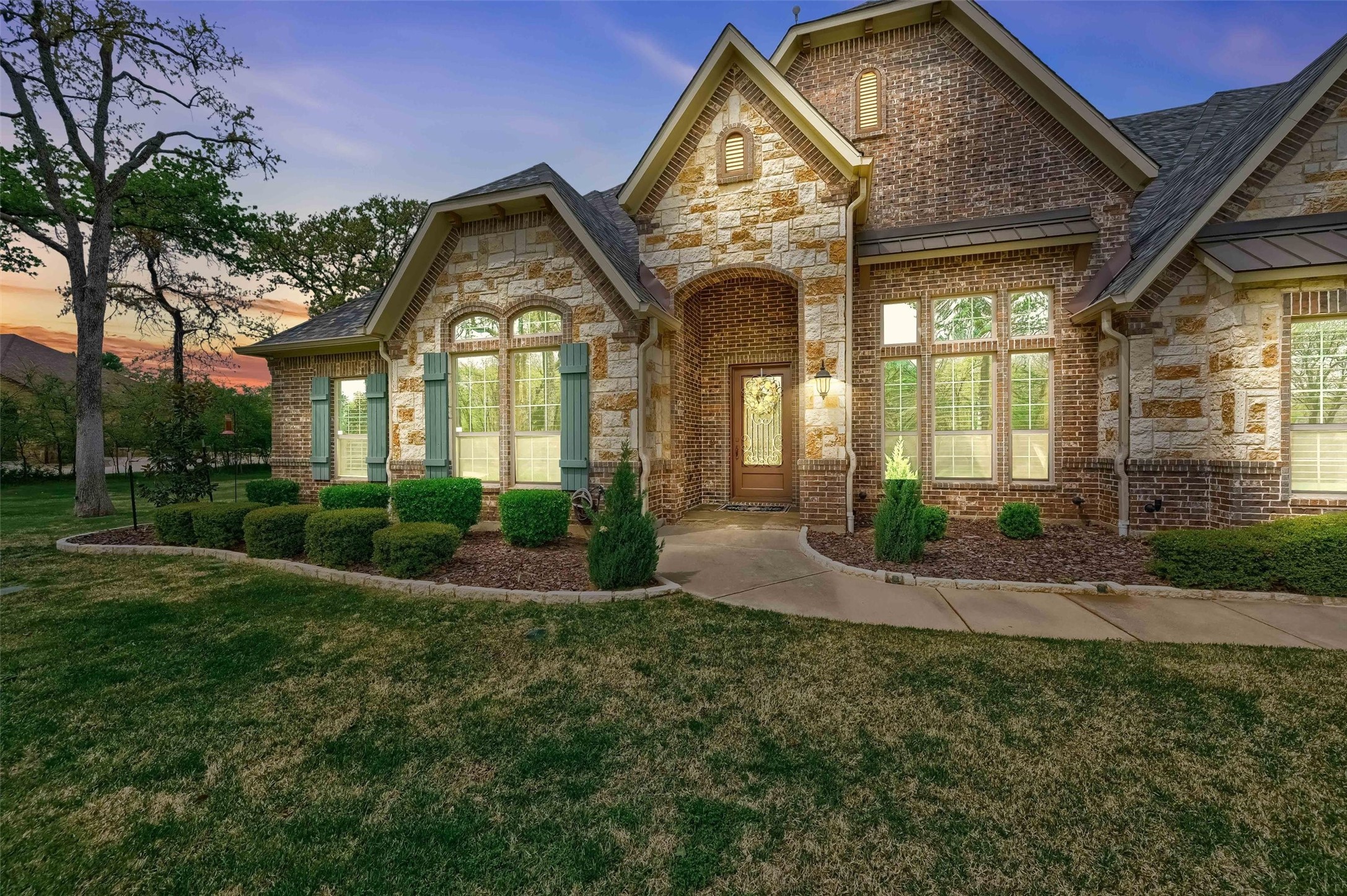 7545 Colton Lane