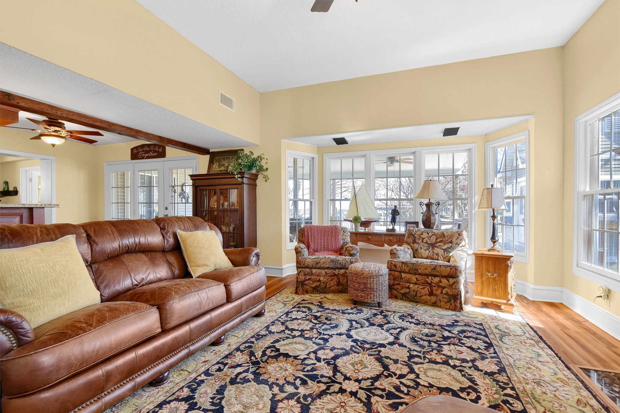 203 W Kiowa Drive