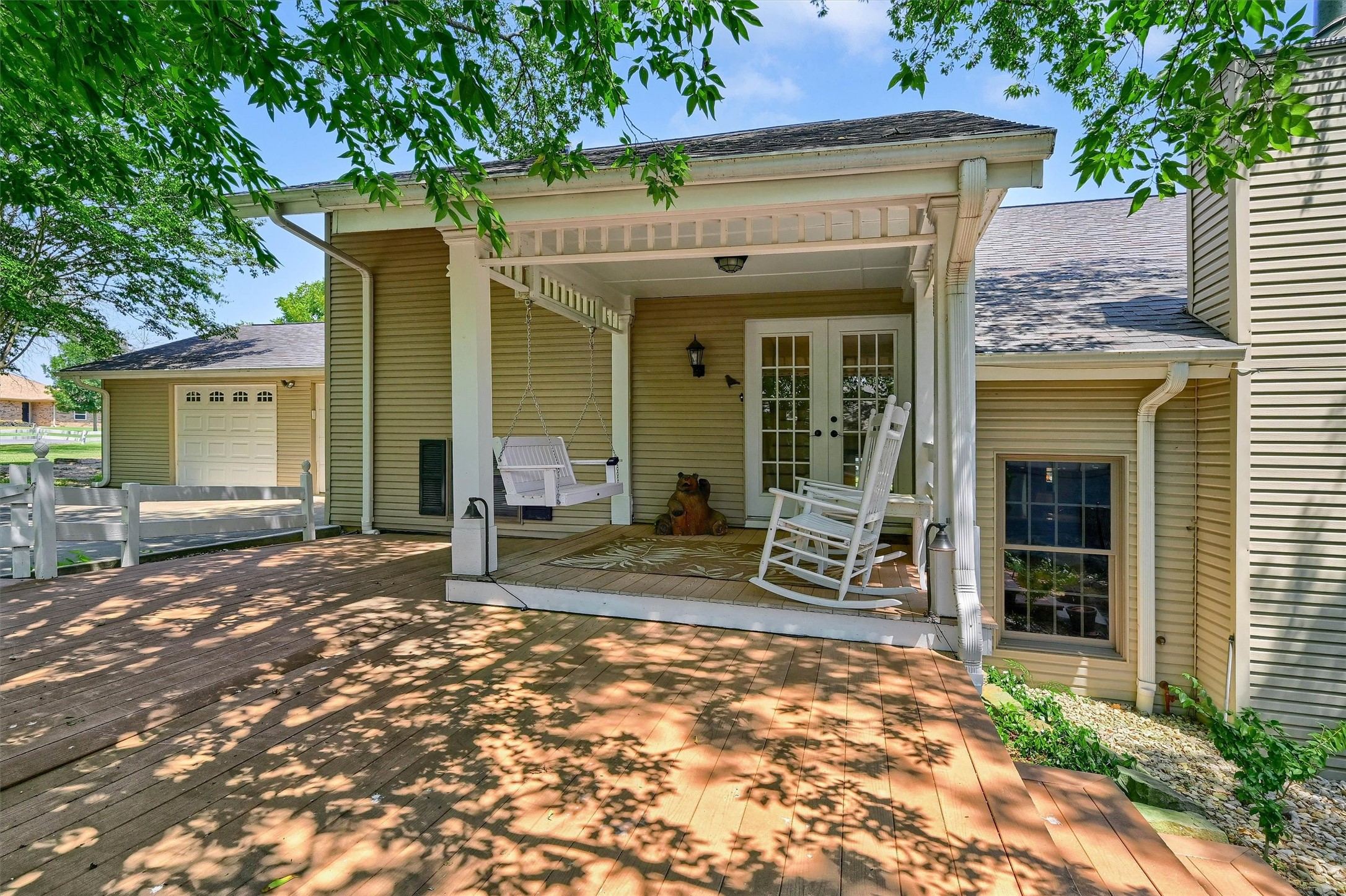 203 W Kiowa Drive