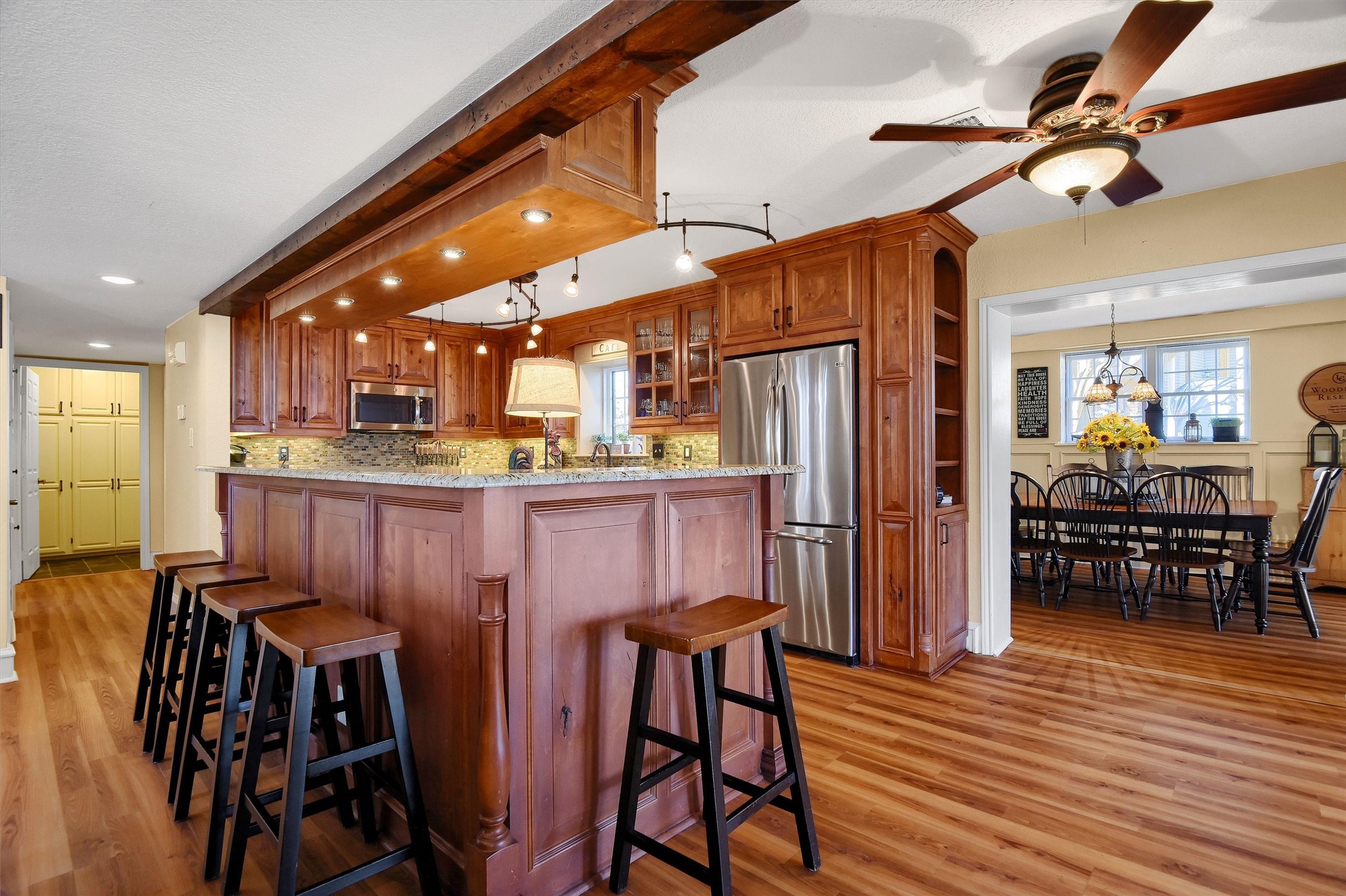 203 W Kiowa Drive