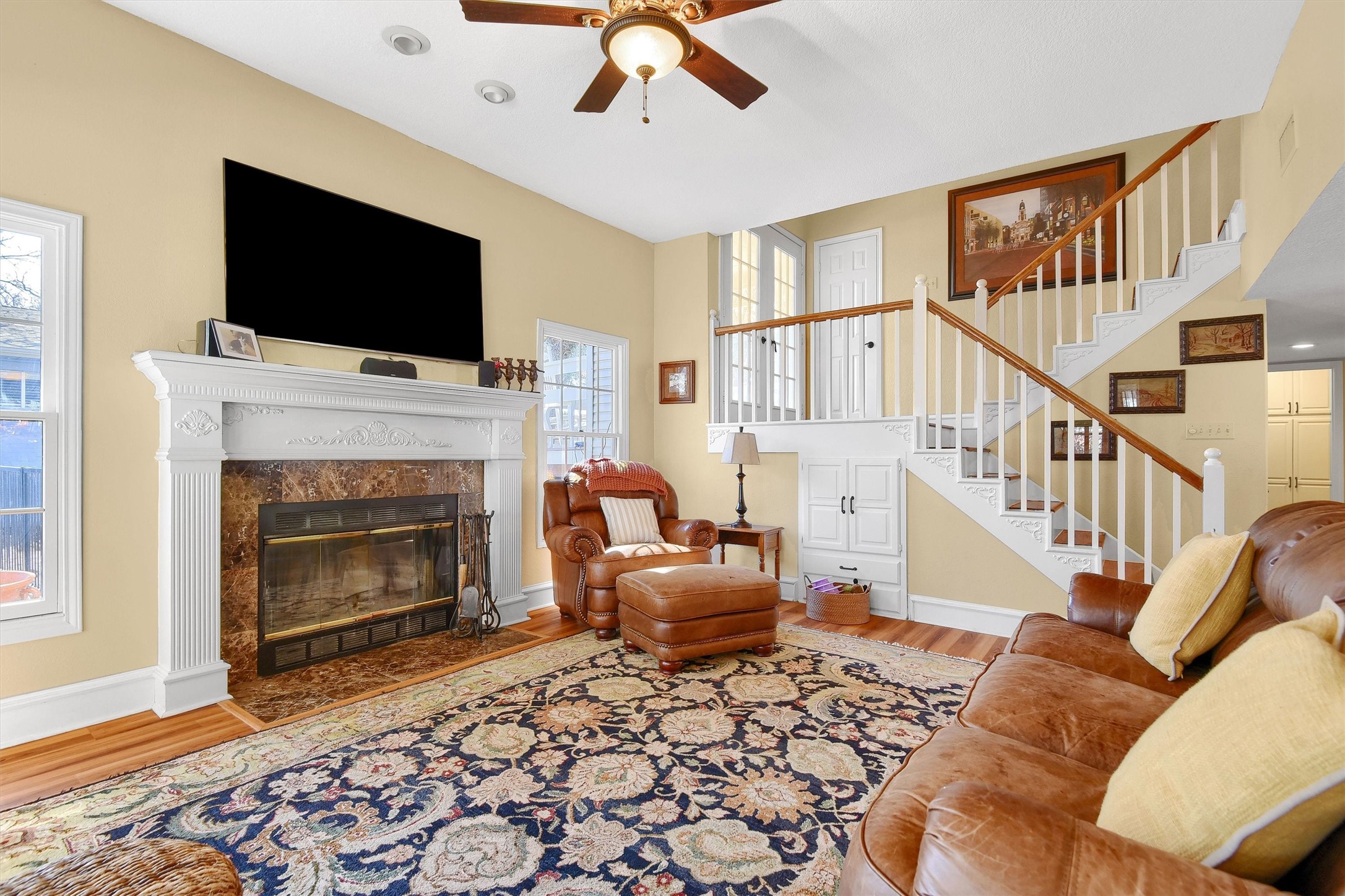 203 W Kiowa Drive