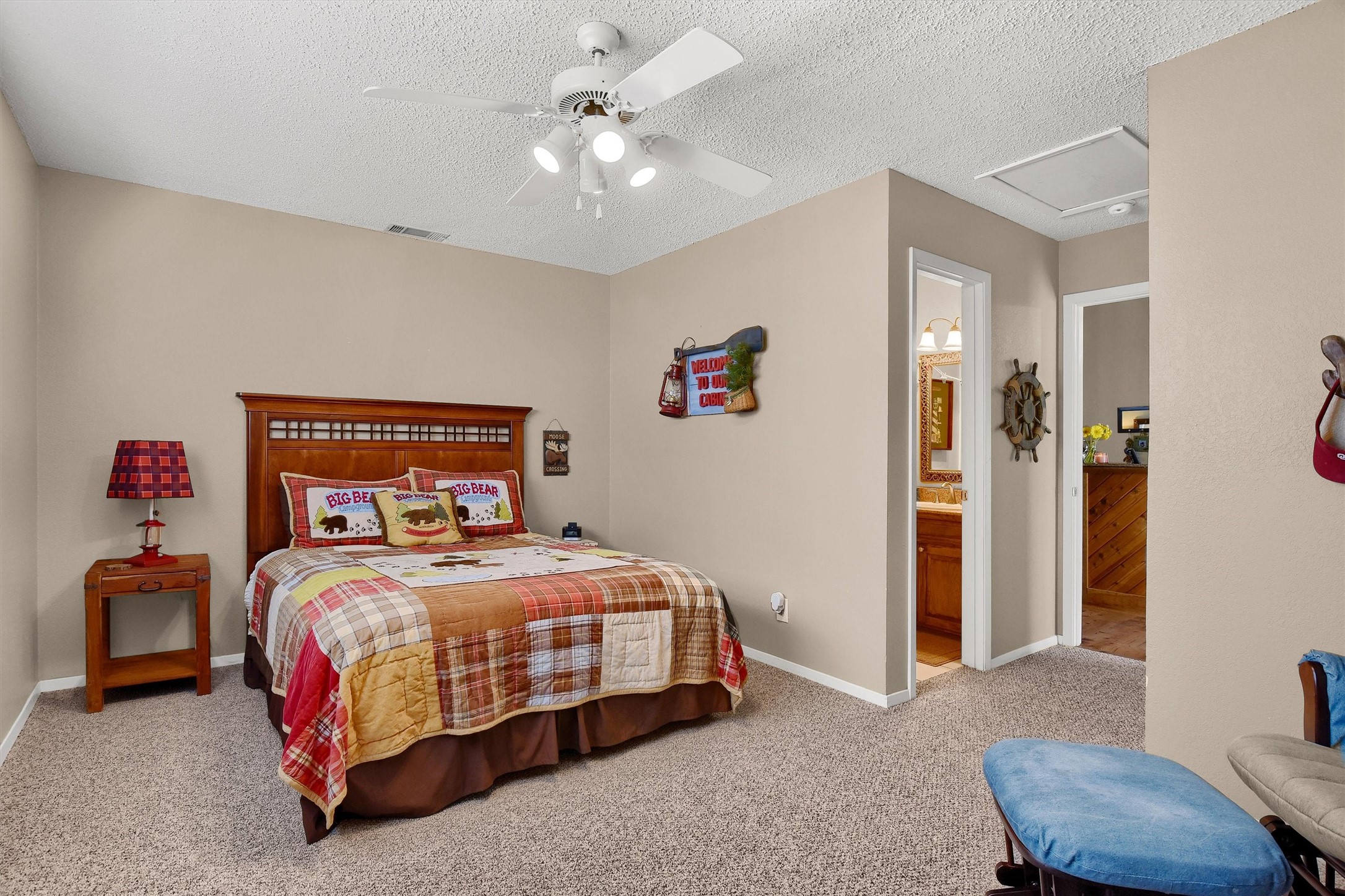1214 E Kiowa Drive