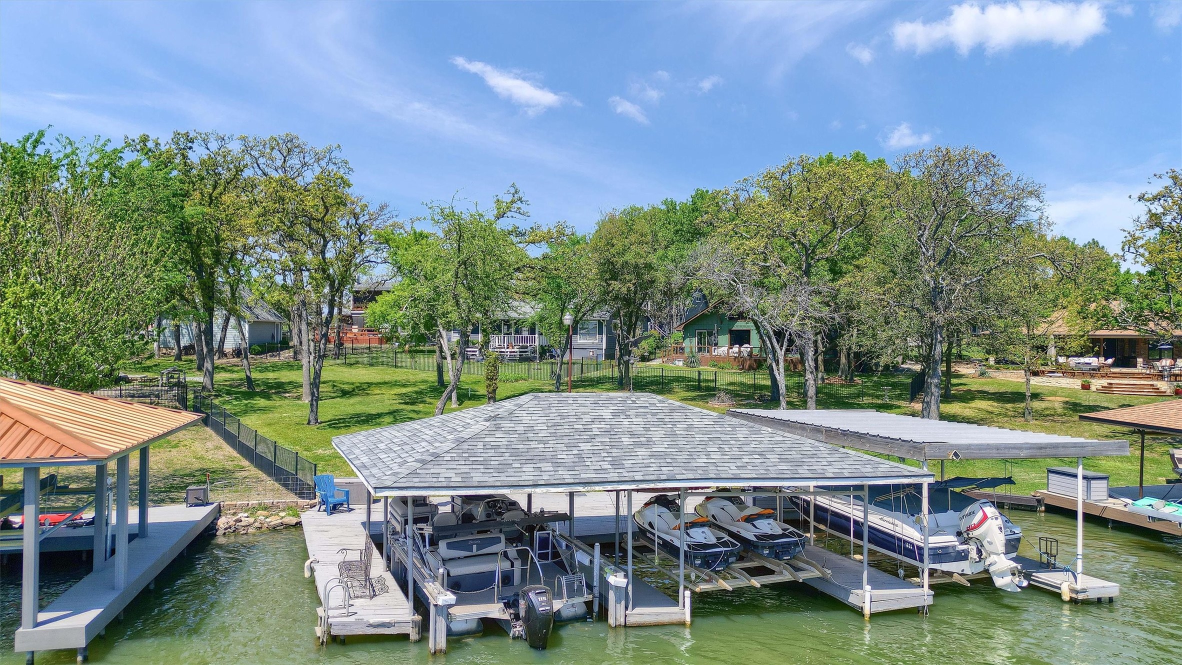 1214 E Kiowa Drive